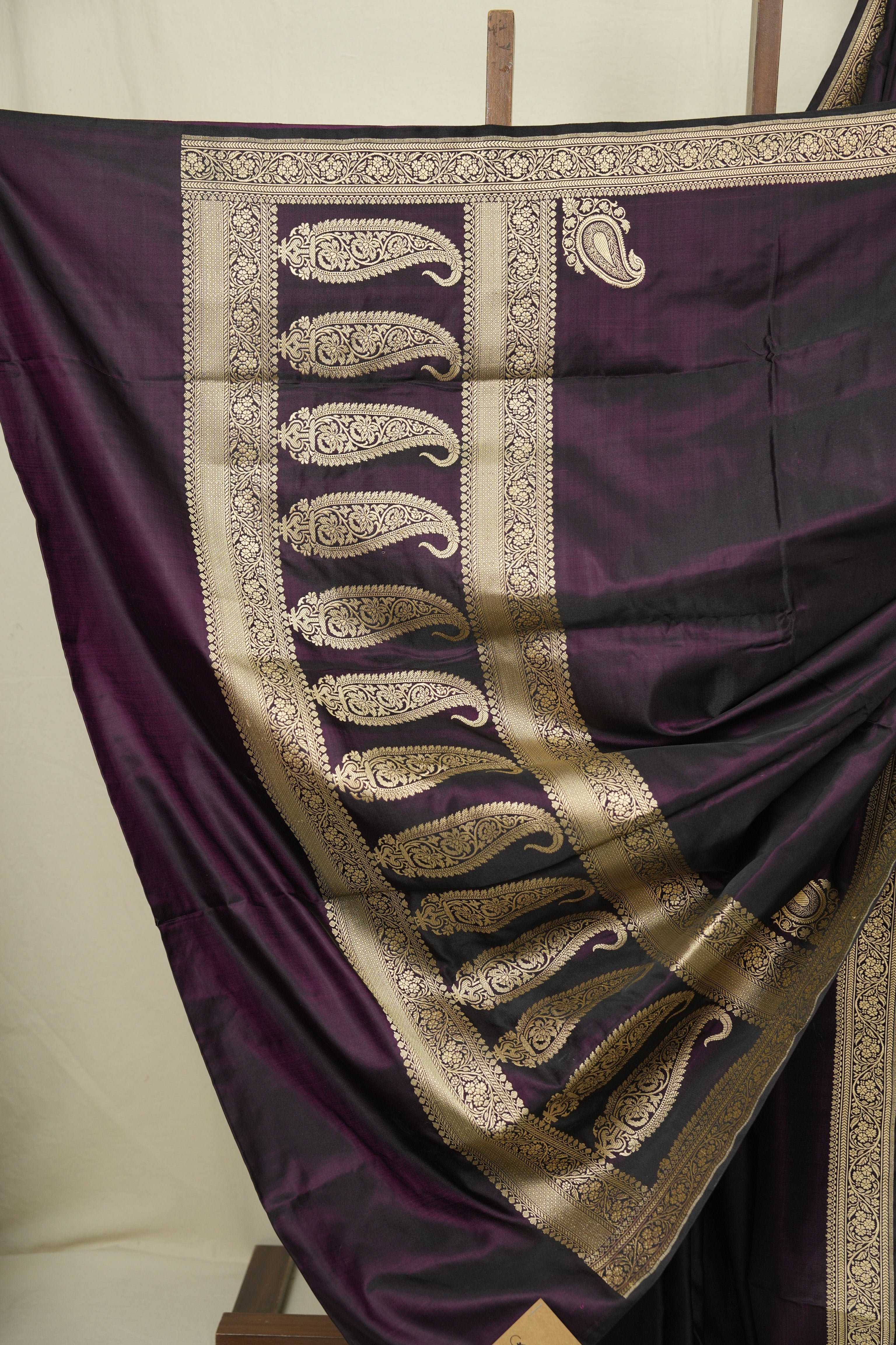Deep Purple Banarasi Silk Saree - SRDPBSS974