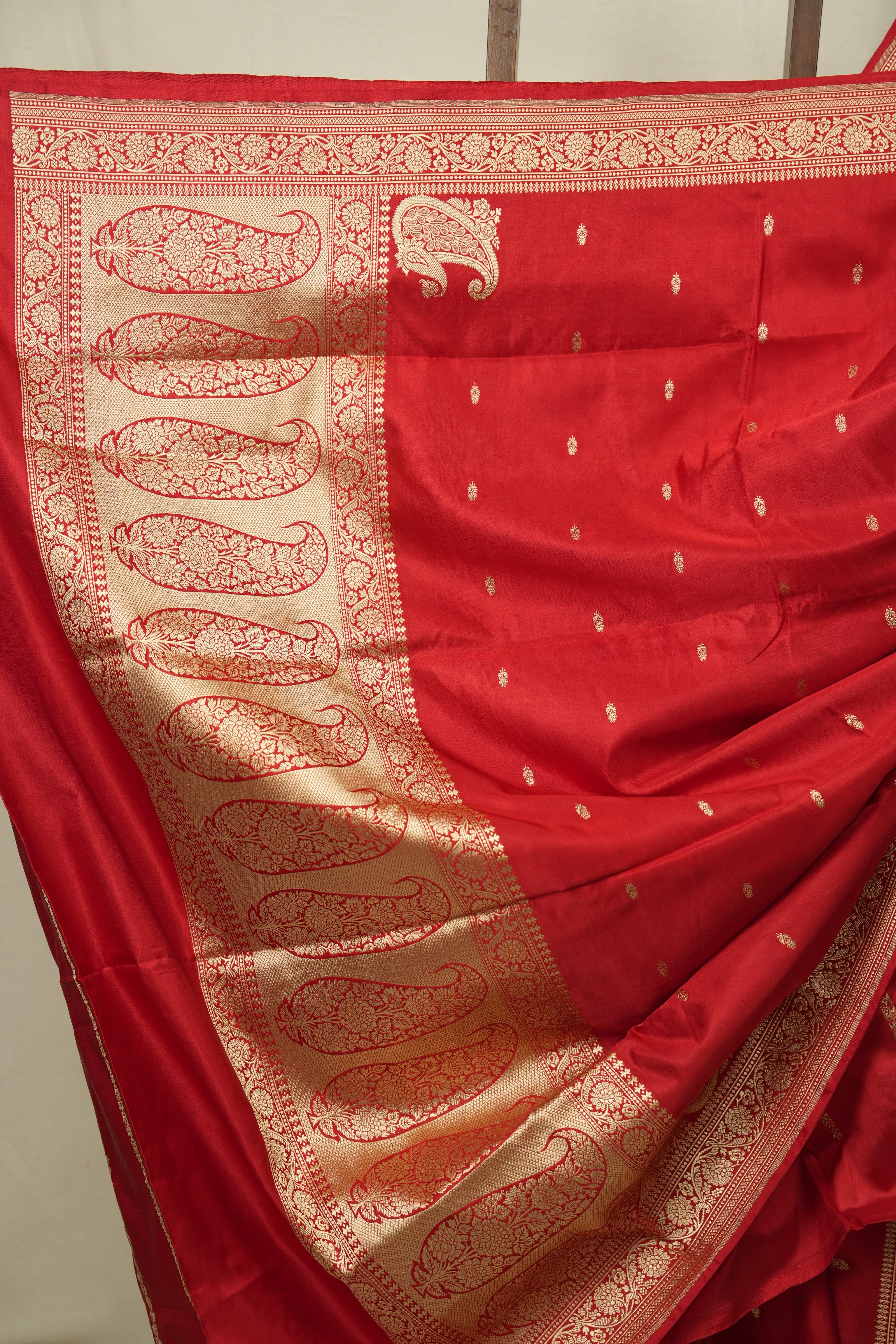 Red Banarasi Silk Saree - SRRBSS975