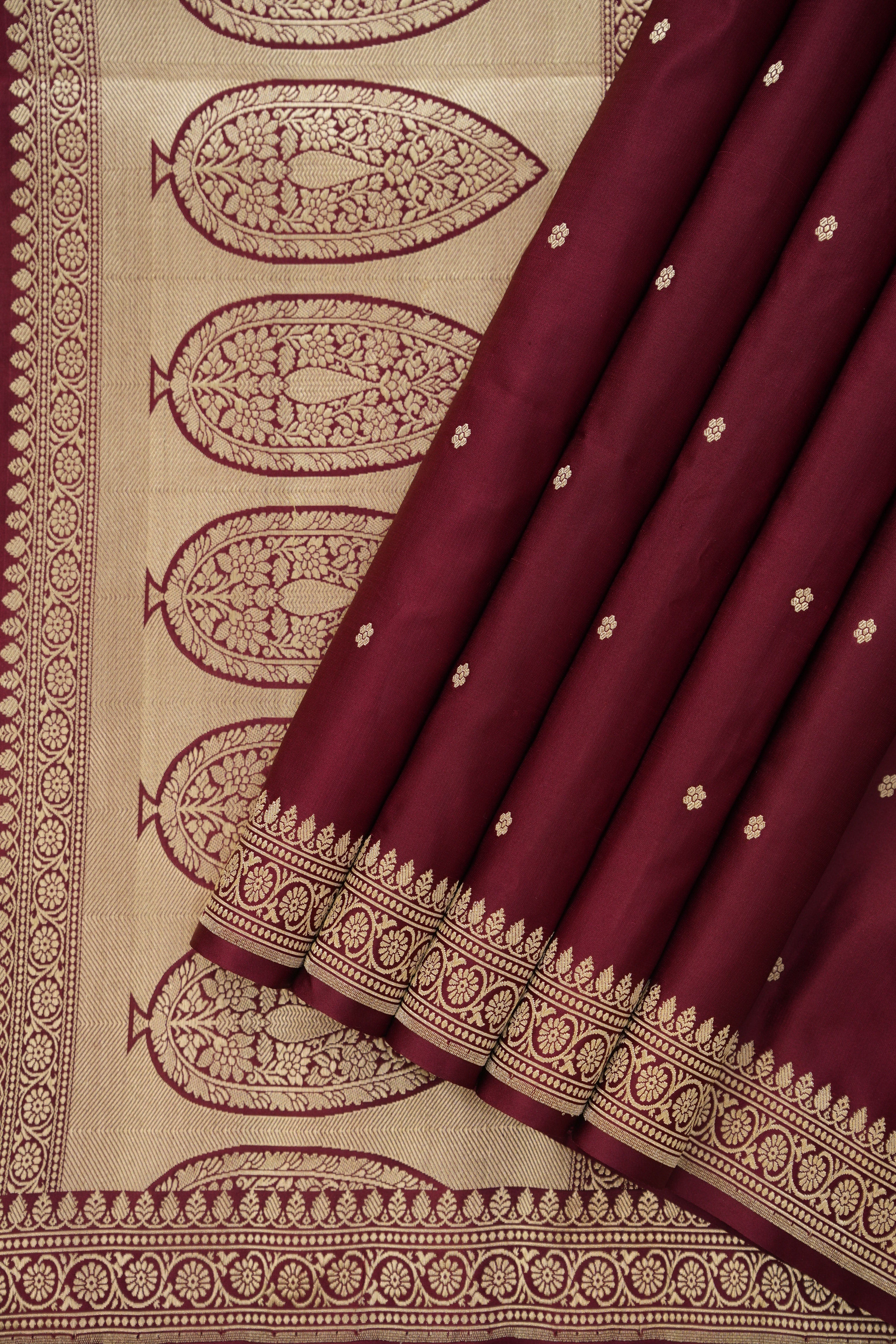 Hemangi Banarasi Silk Saree - Saavari - SSHBSS103