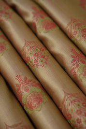 Kusumita Banarasi Silk Saree - Saavari - SSKBSS101