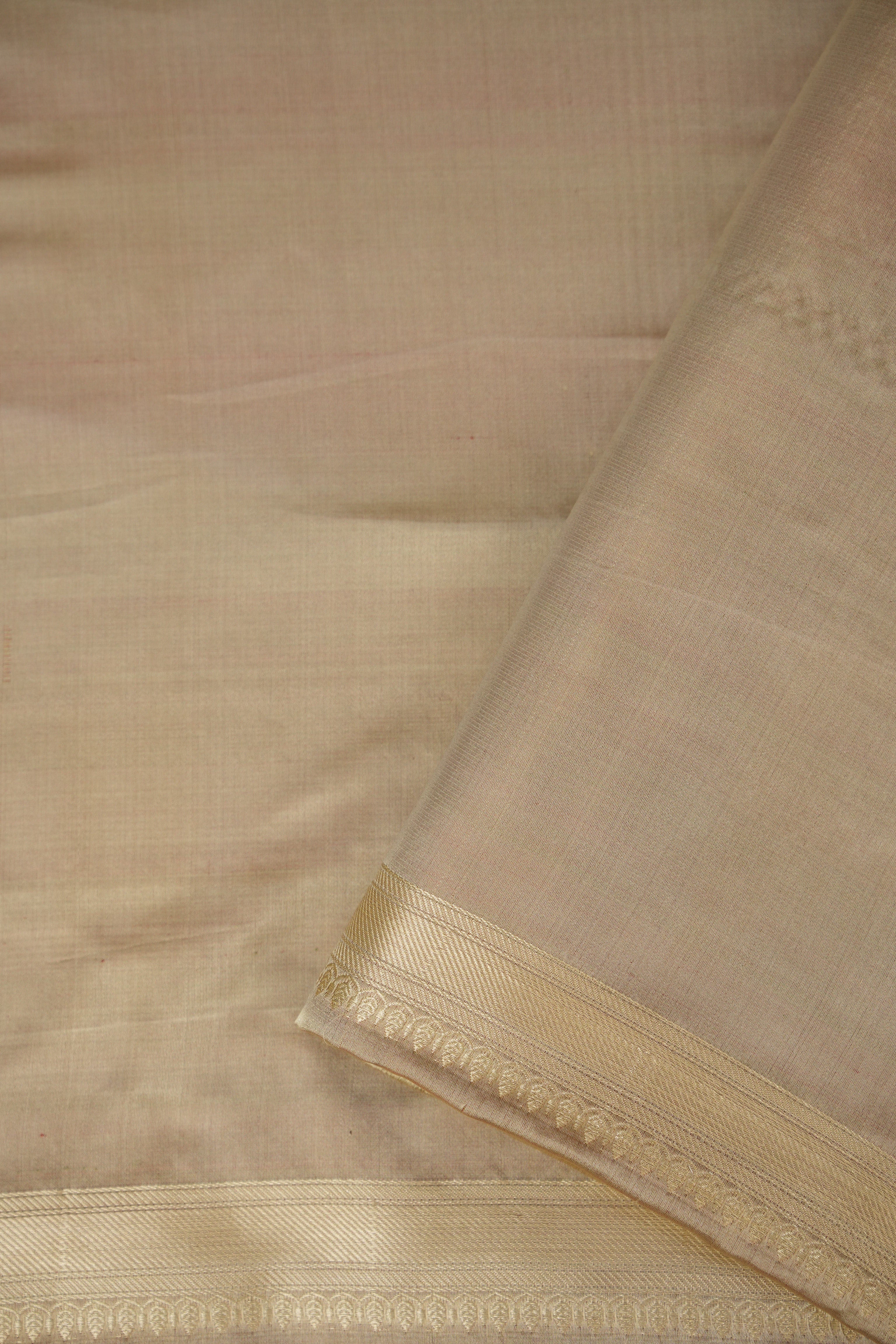 Kusumita Banarasi Silk Saree - Saavari - SSKBSS101