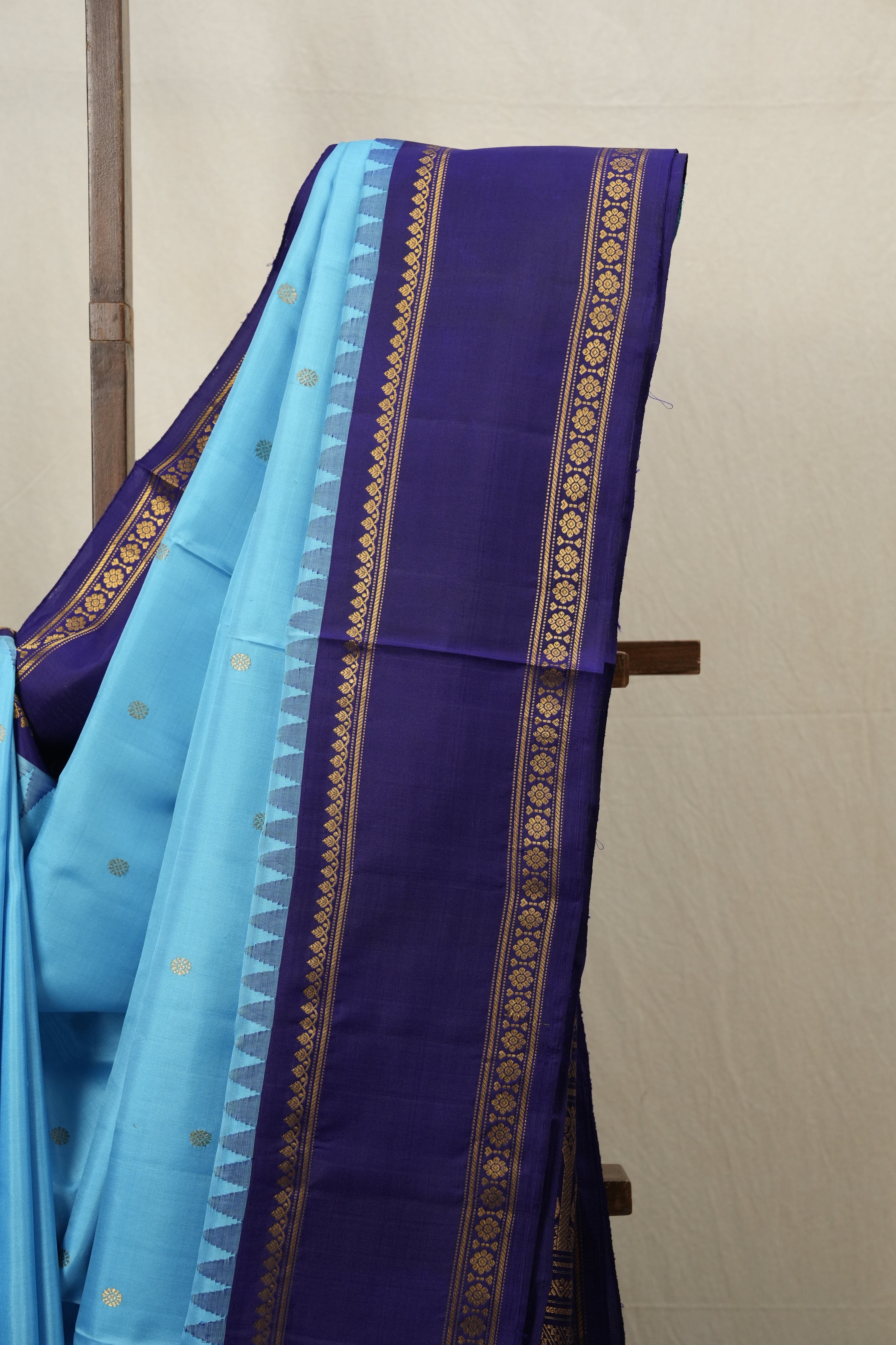 Sky Blue Gadwal Silk Saree - SRSBGSS433