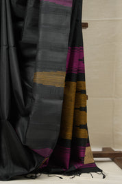Black Soft Silk Saree - SRBSSS423