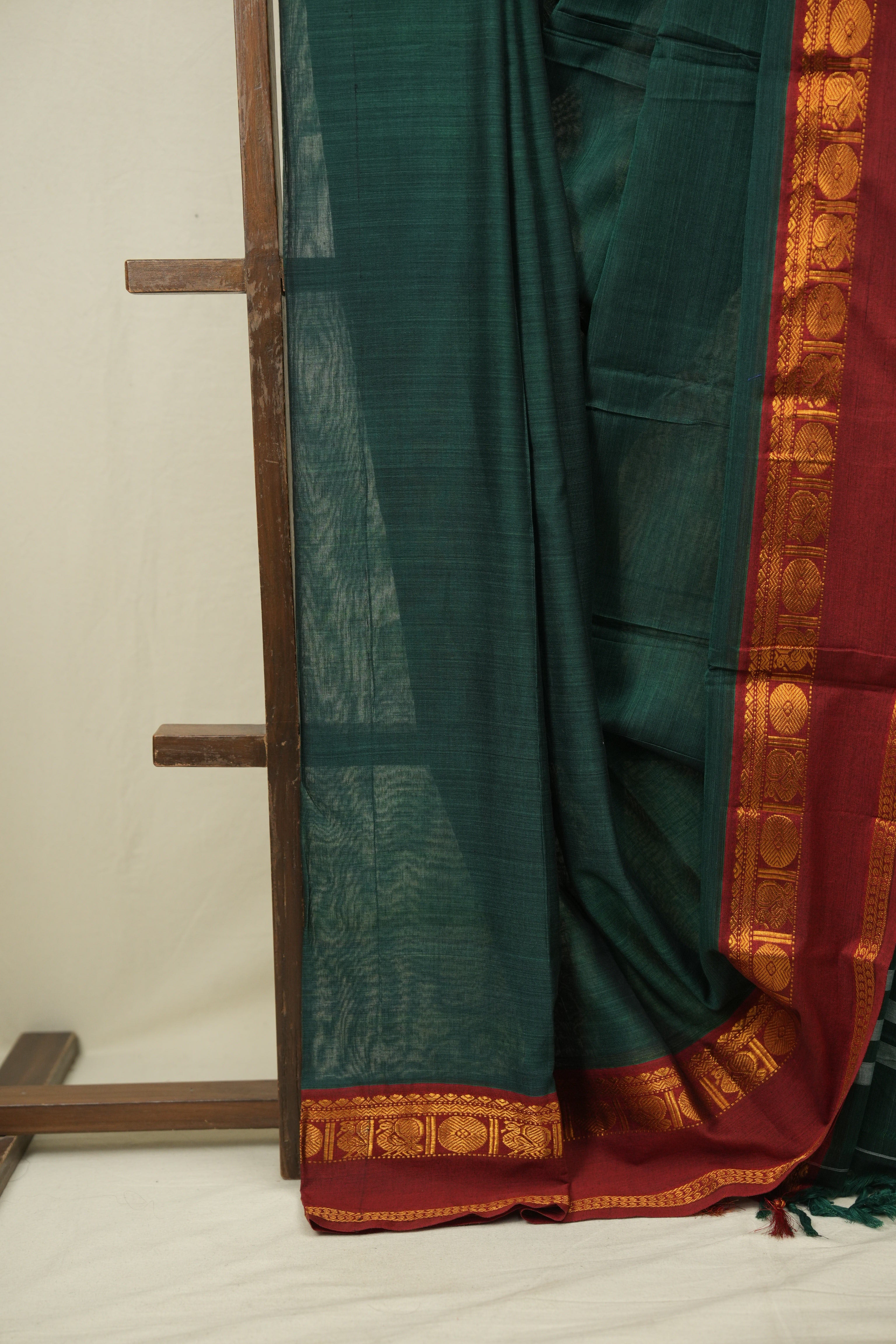 Green Narayan Peth Cotton Saree - SRGNPCS61