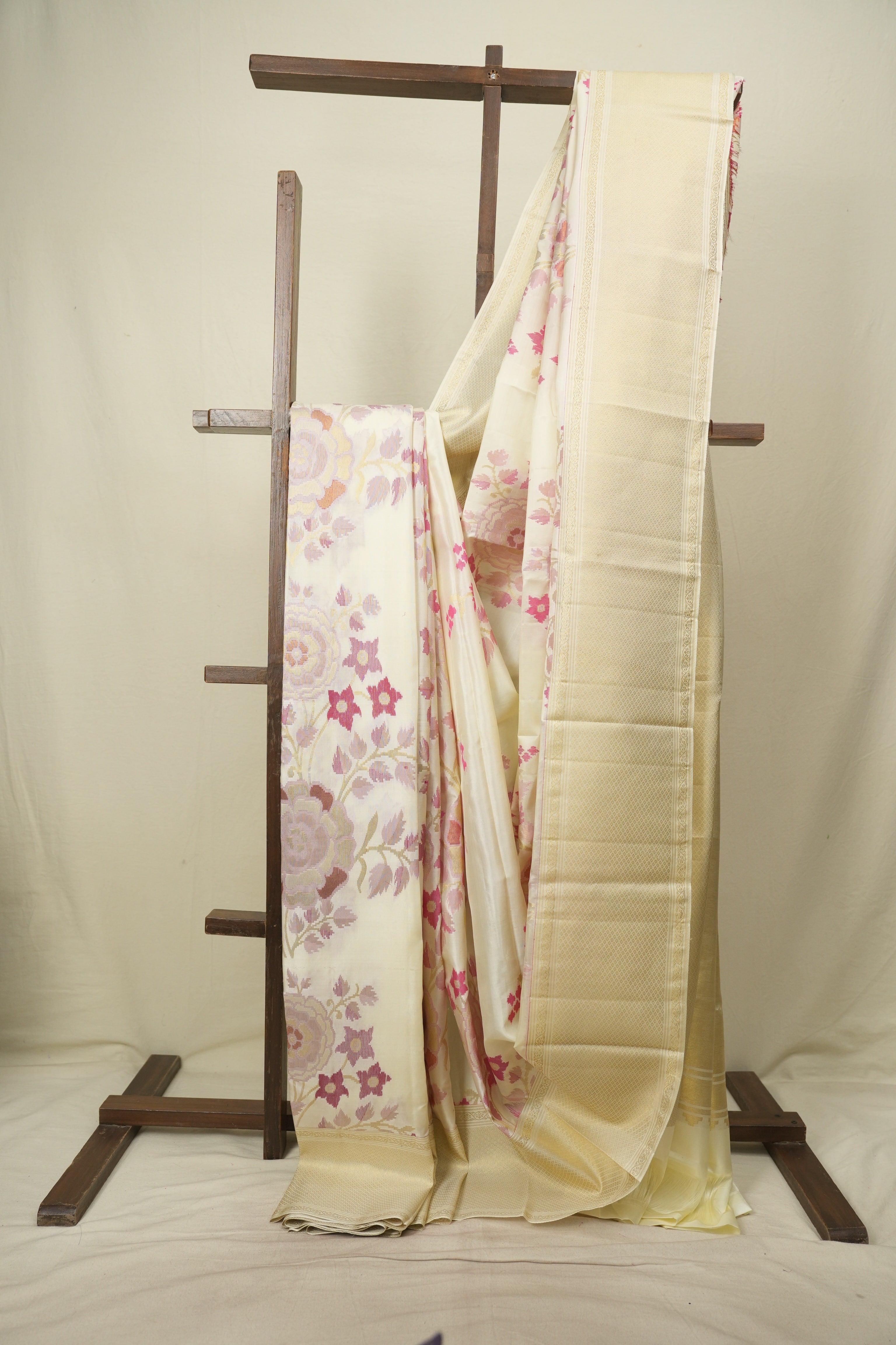 Cream Kanjivaram Silk Saree - SRCKSS1085
