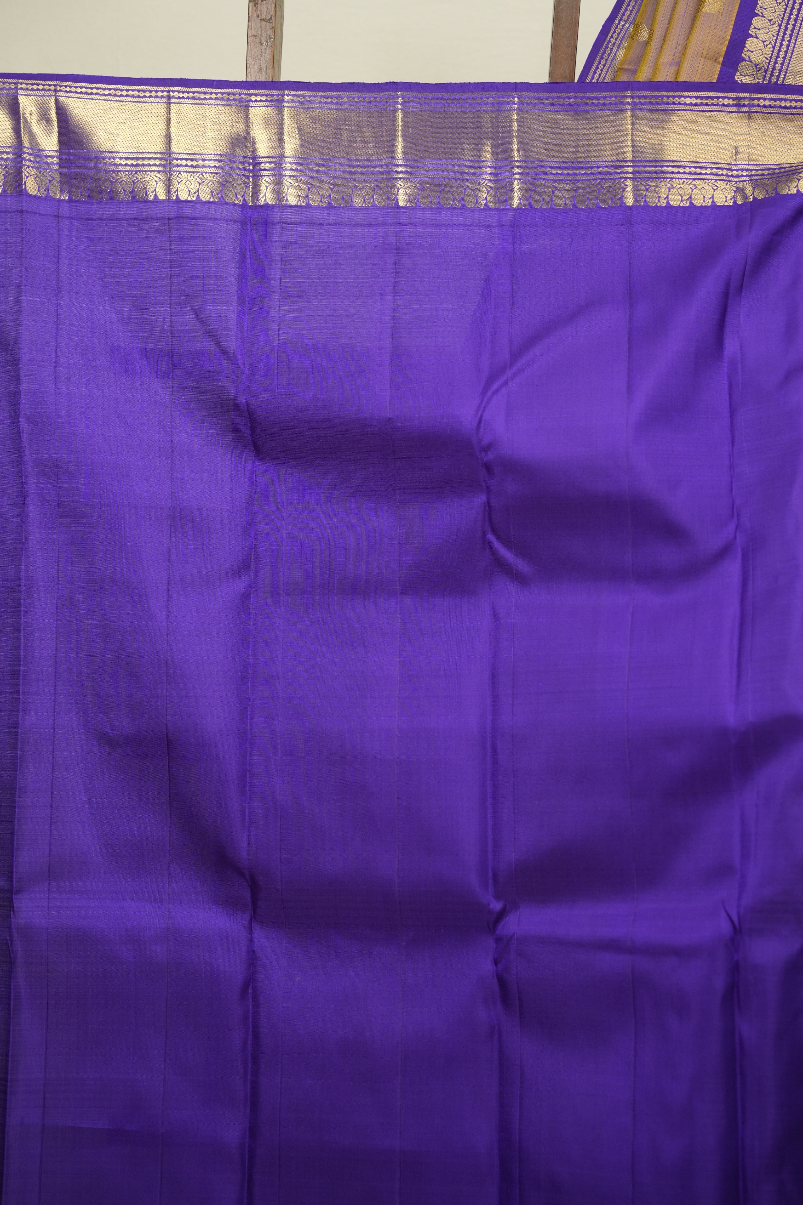 Dual Tone Golden Kanjivaram Silk Saree - SRDTGKSS1088