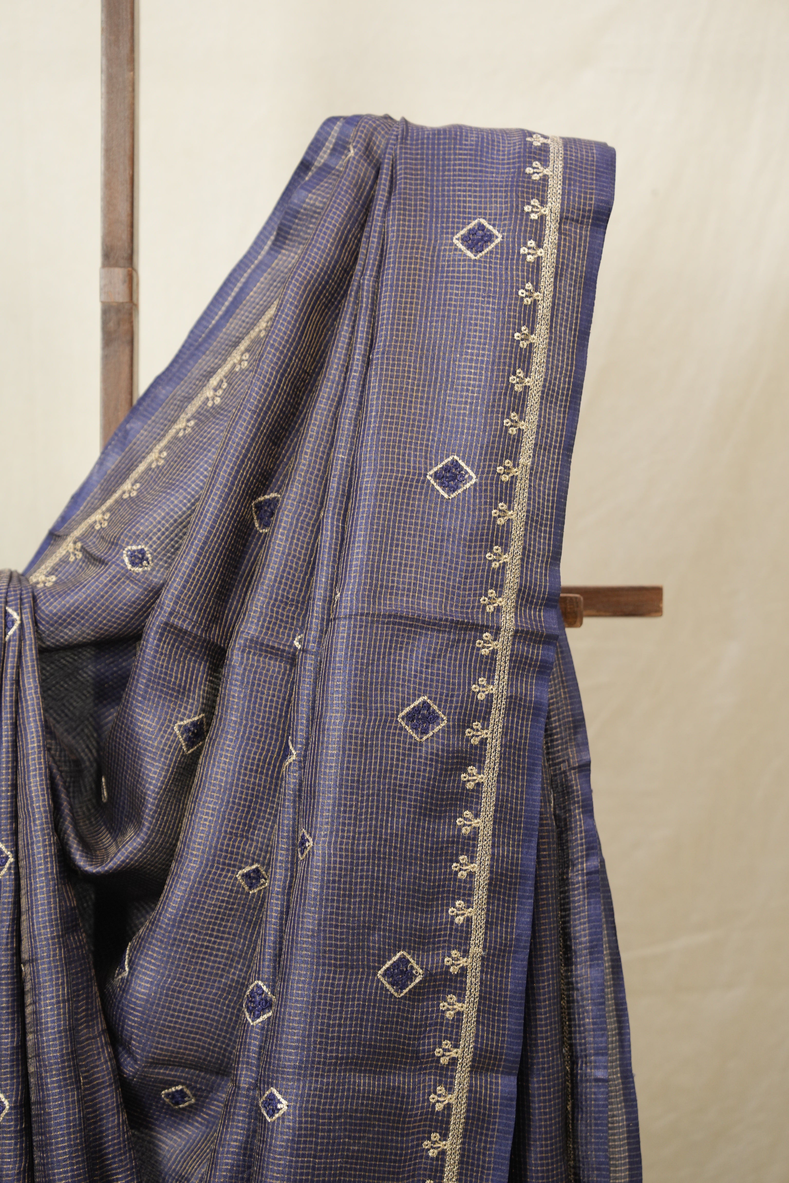 Dark Purple Machine Embroidered Tussar Silk Saree - SRDPMETSS1521