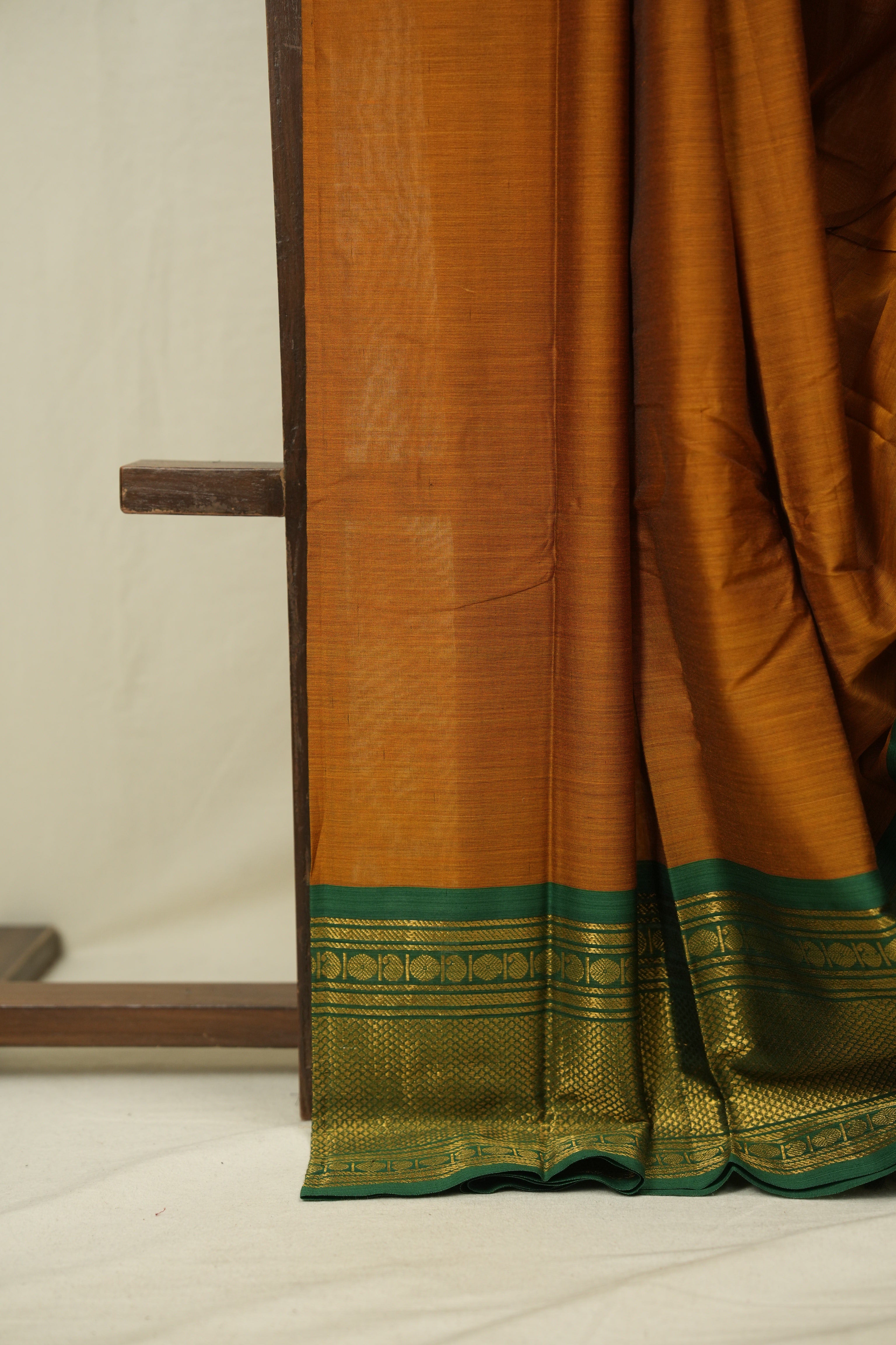 Orange Narayan Peth Cotton Saree - SRONPCS62