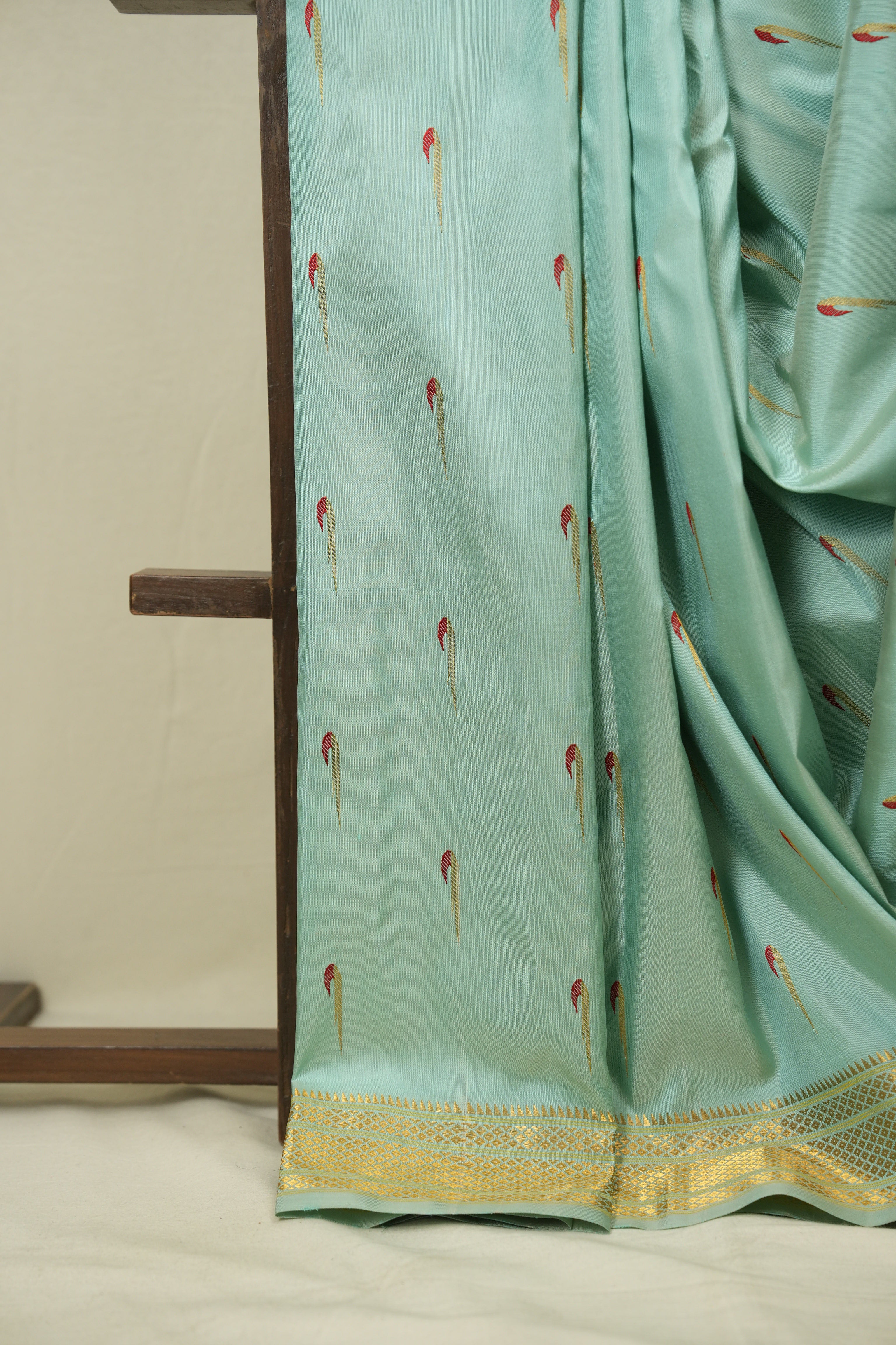 Aqua Green Gadwal Silk Saree - SRAGGSS656