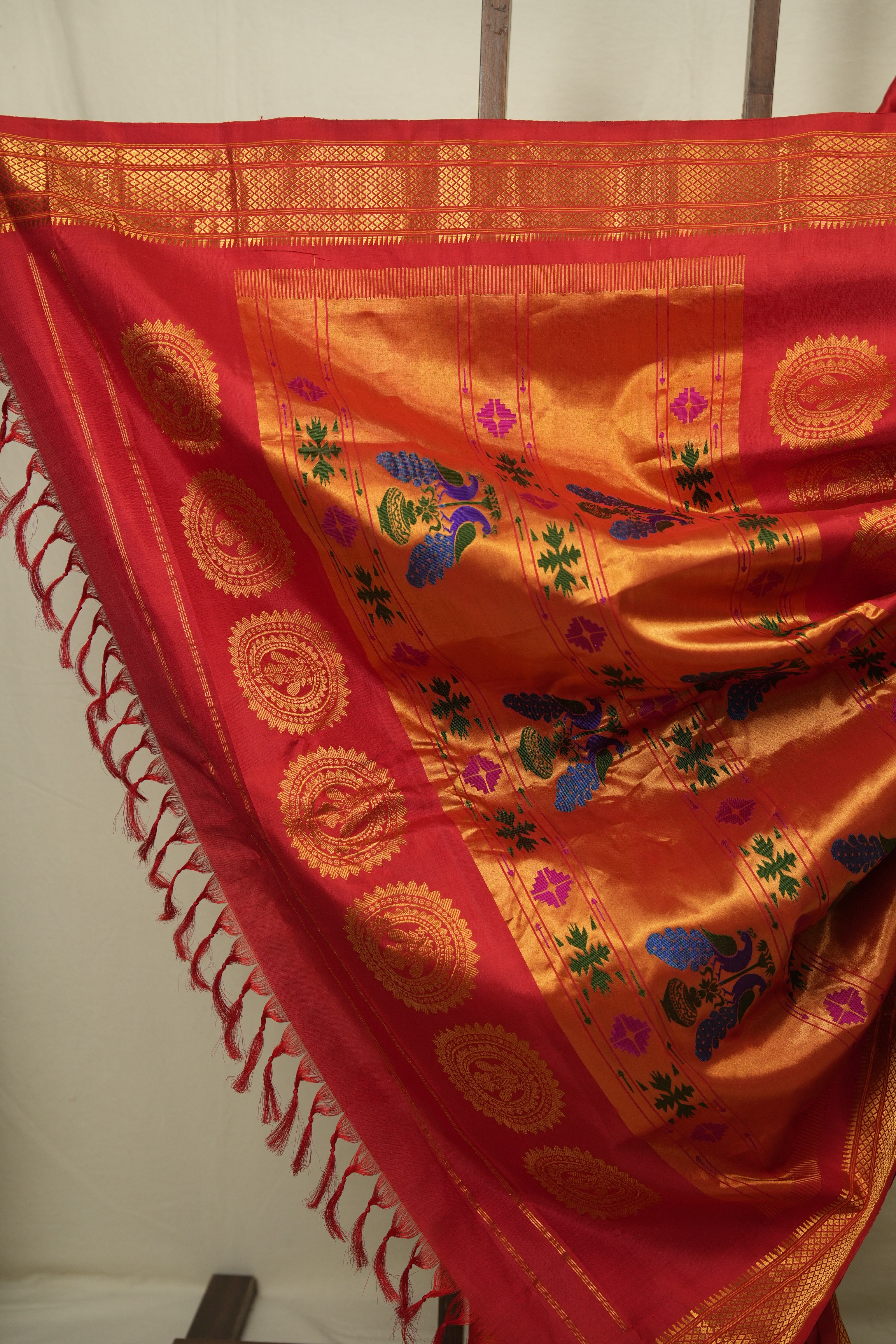 Red Gadwal Silk Saree - SRRGSS655
