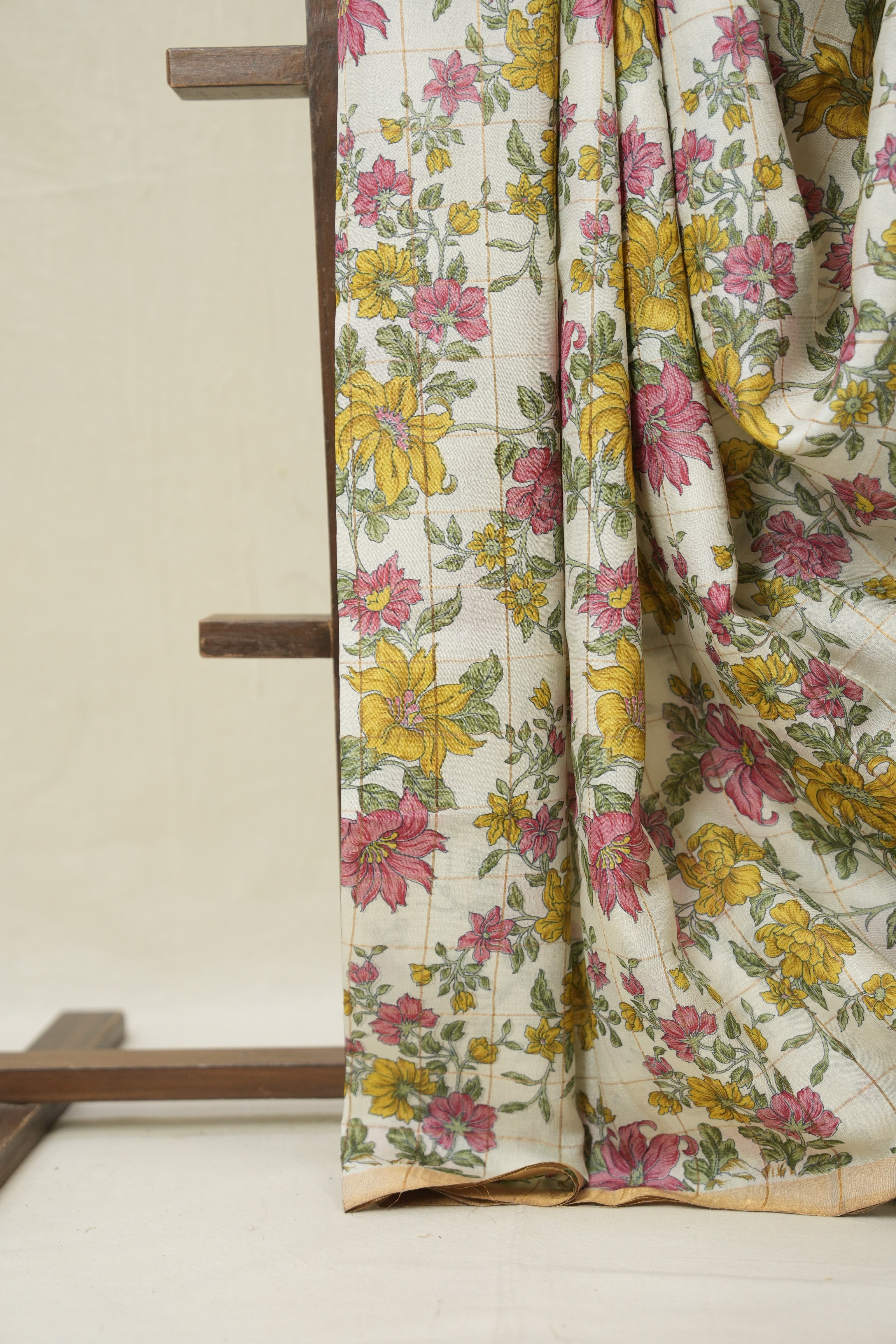 Off White Printed Tussar Silk Saree - SRCPTSS033