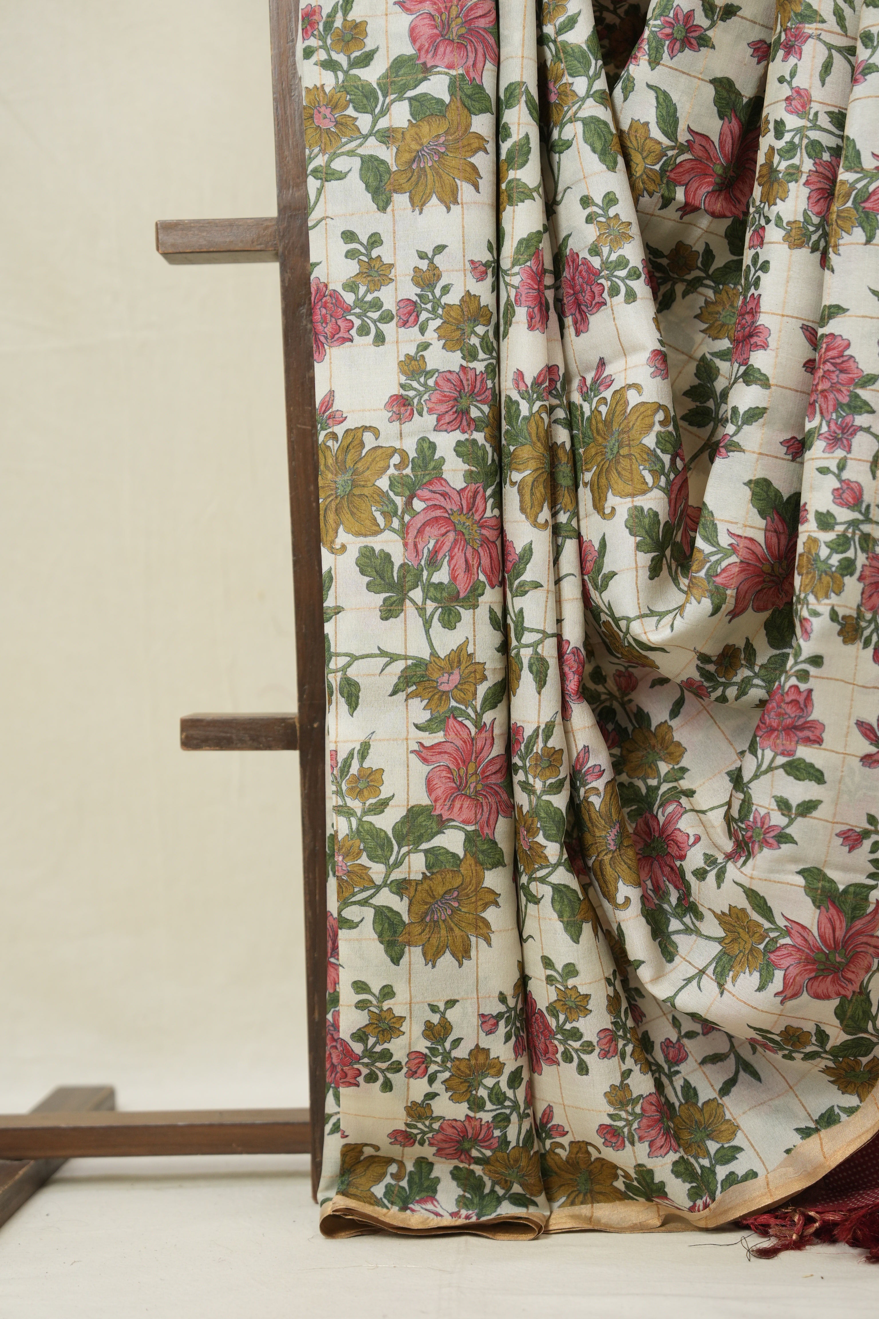 Cream Printed Tussar Silk Saree (DEFECT) - SRCPTSS104-PI