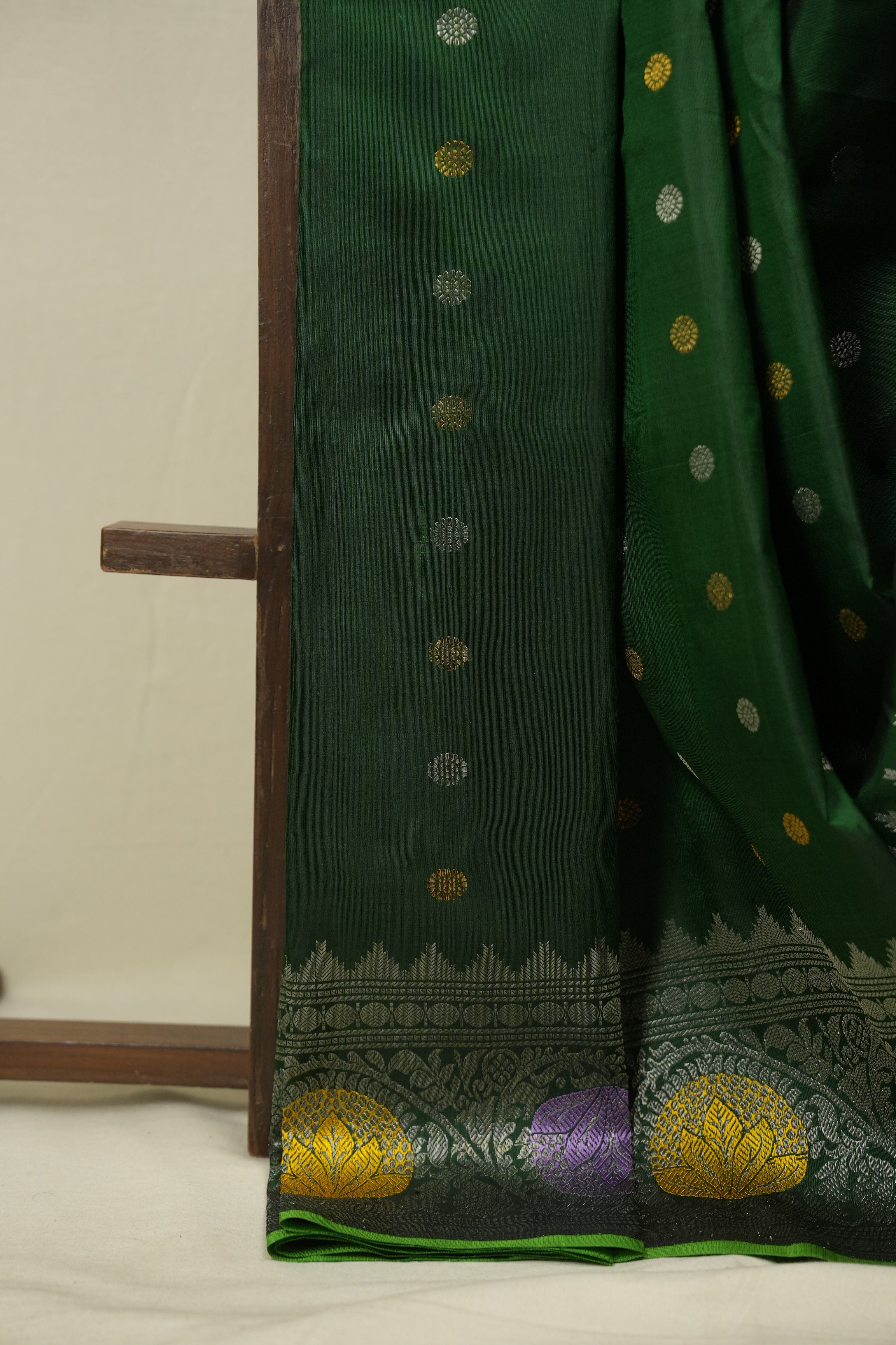 Bottle Green Gadwal Silk - SRBGGSS668