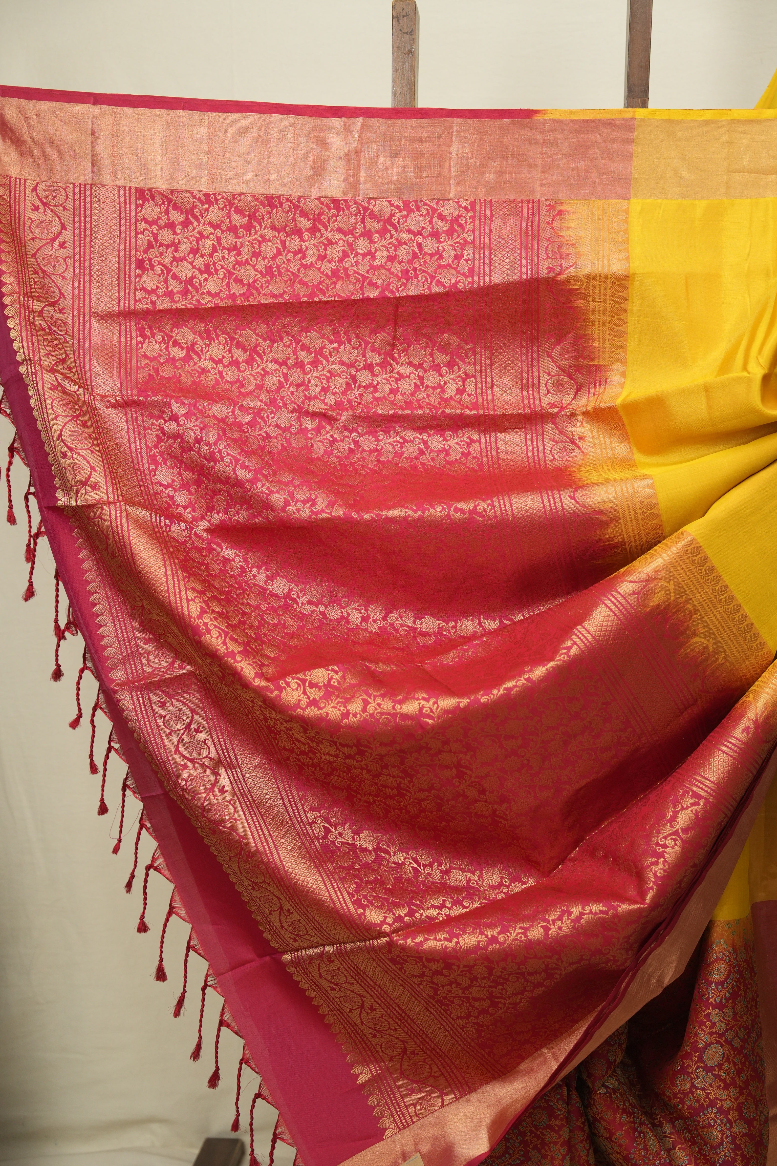 Red -Yellow Soft Silk Saree - SRRYSSS490