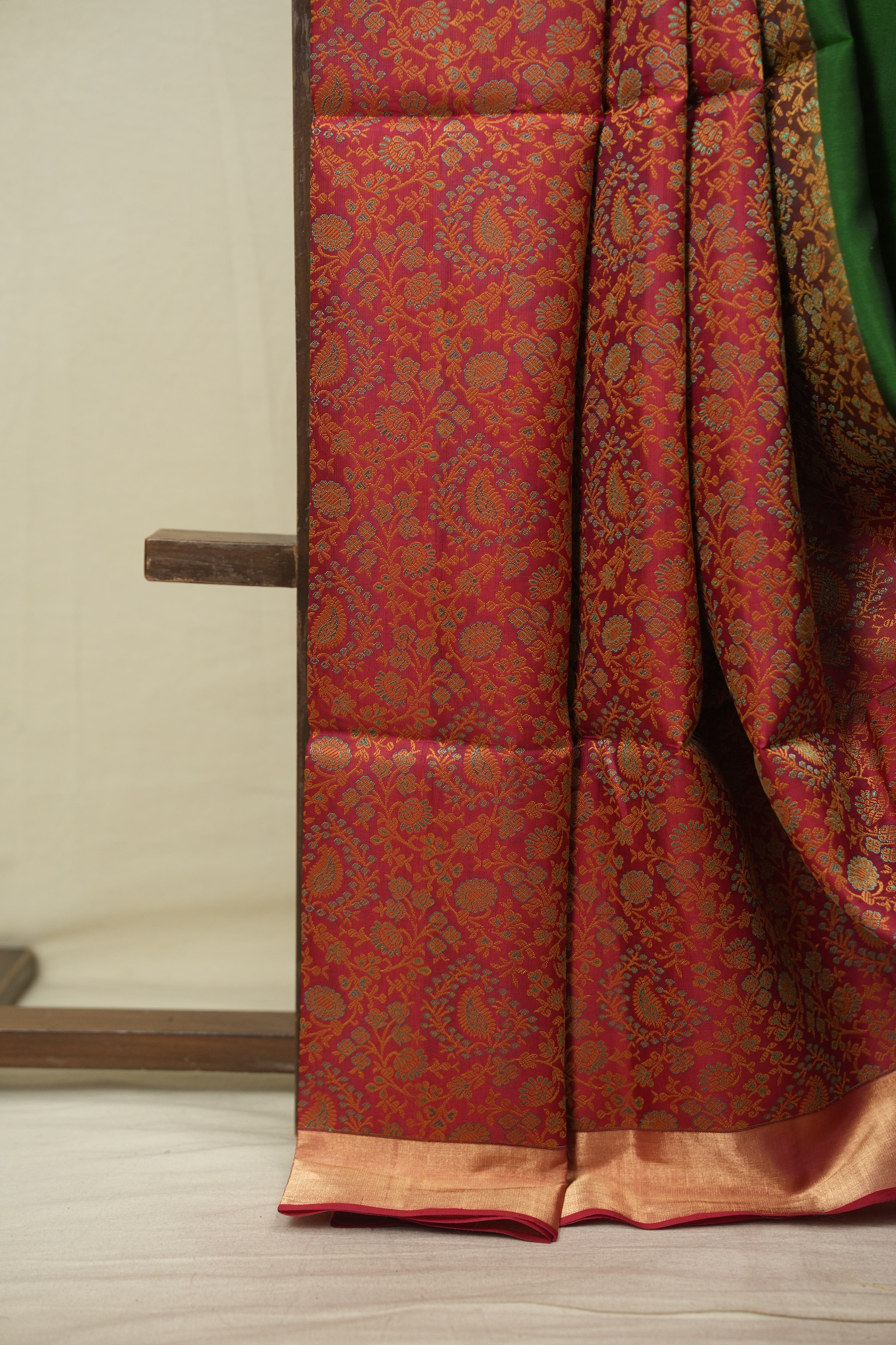 Red - Green Soft Silk Saree - SRRGSSS488