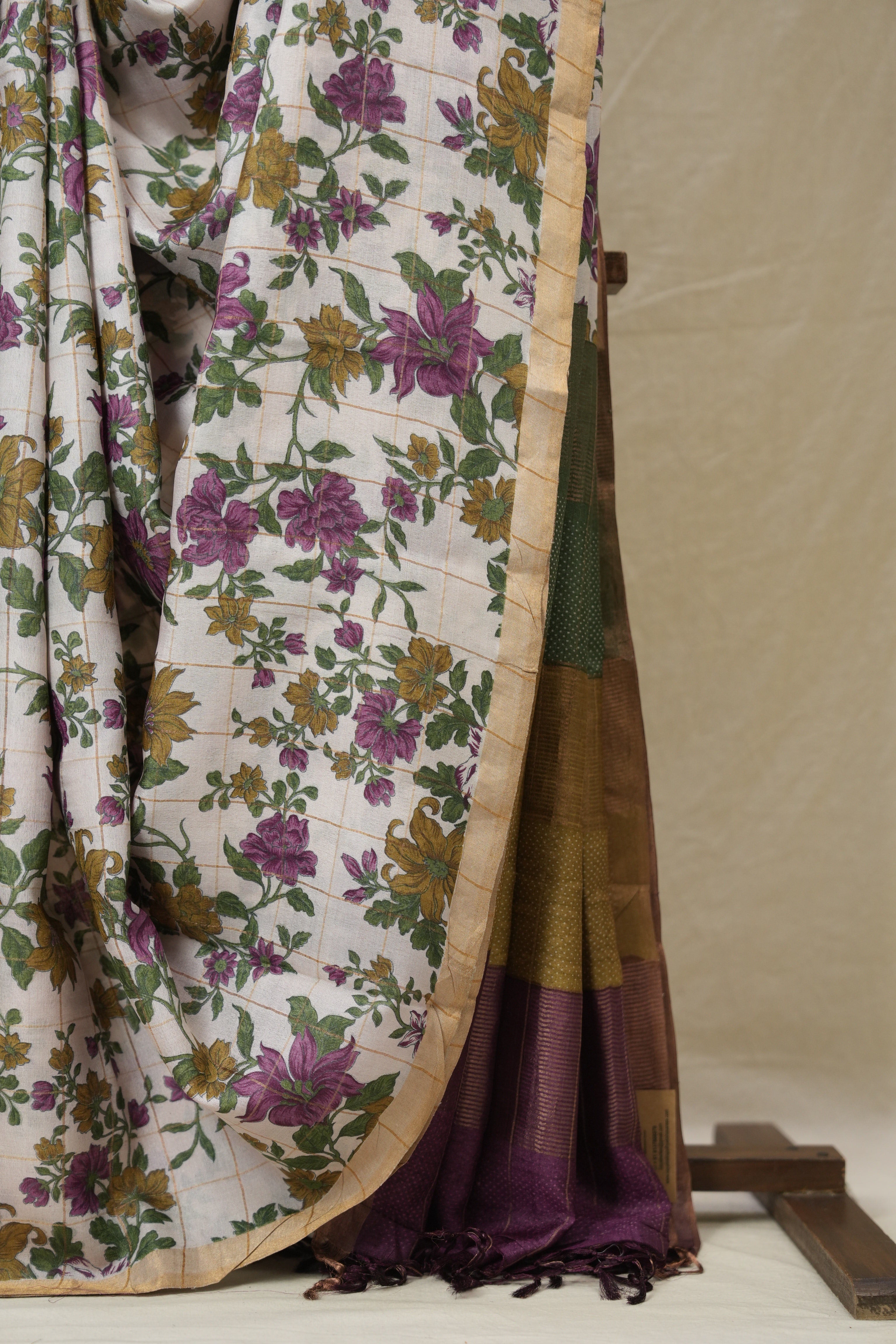 Off White Printed Tussar Silk Saree - SROPTSS032