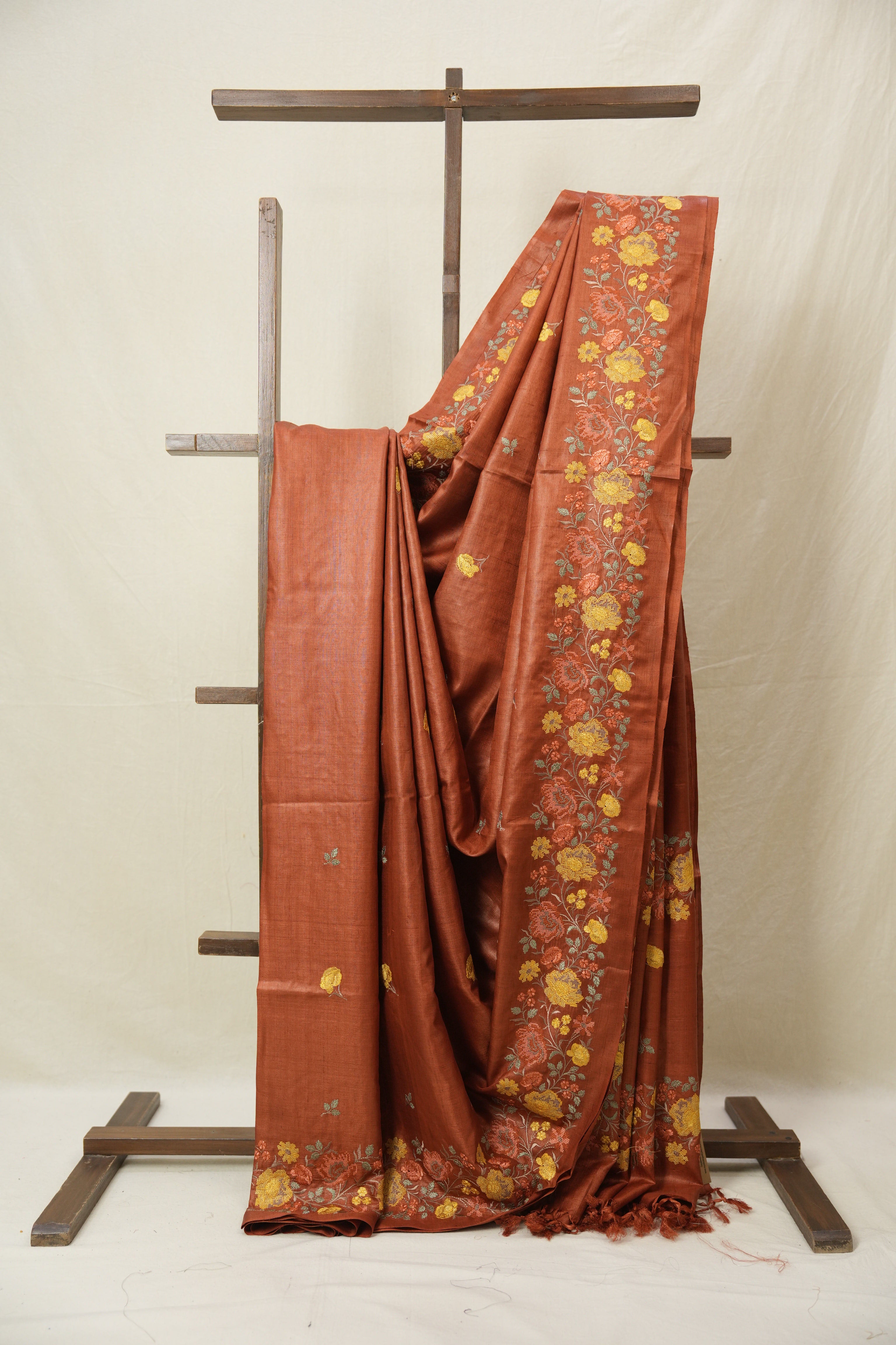 Brick Orange Machine Embroidered Tussar Silk Saree - SRBOMETSS1548