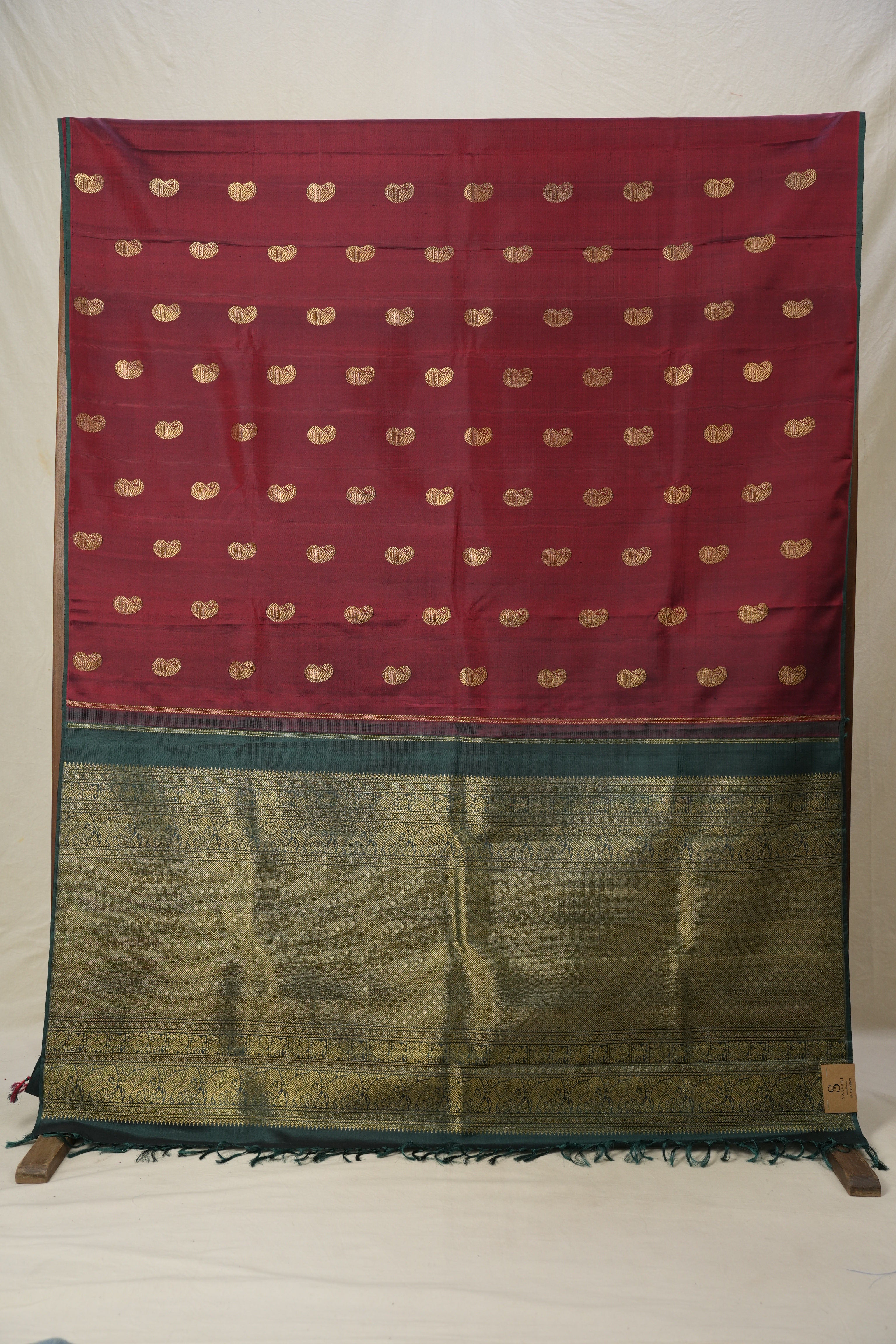 Rudra Ambi Kanjivaram Silk Saree - Saavari - SSRAKSS66
