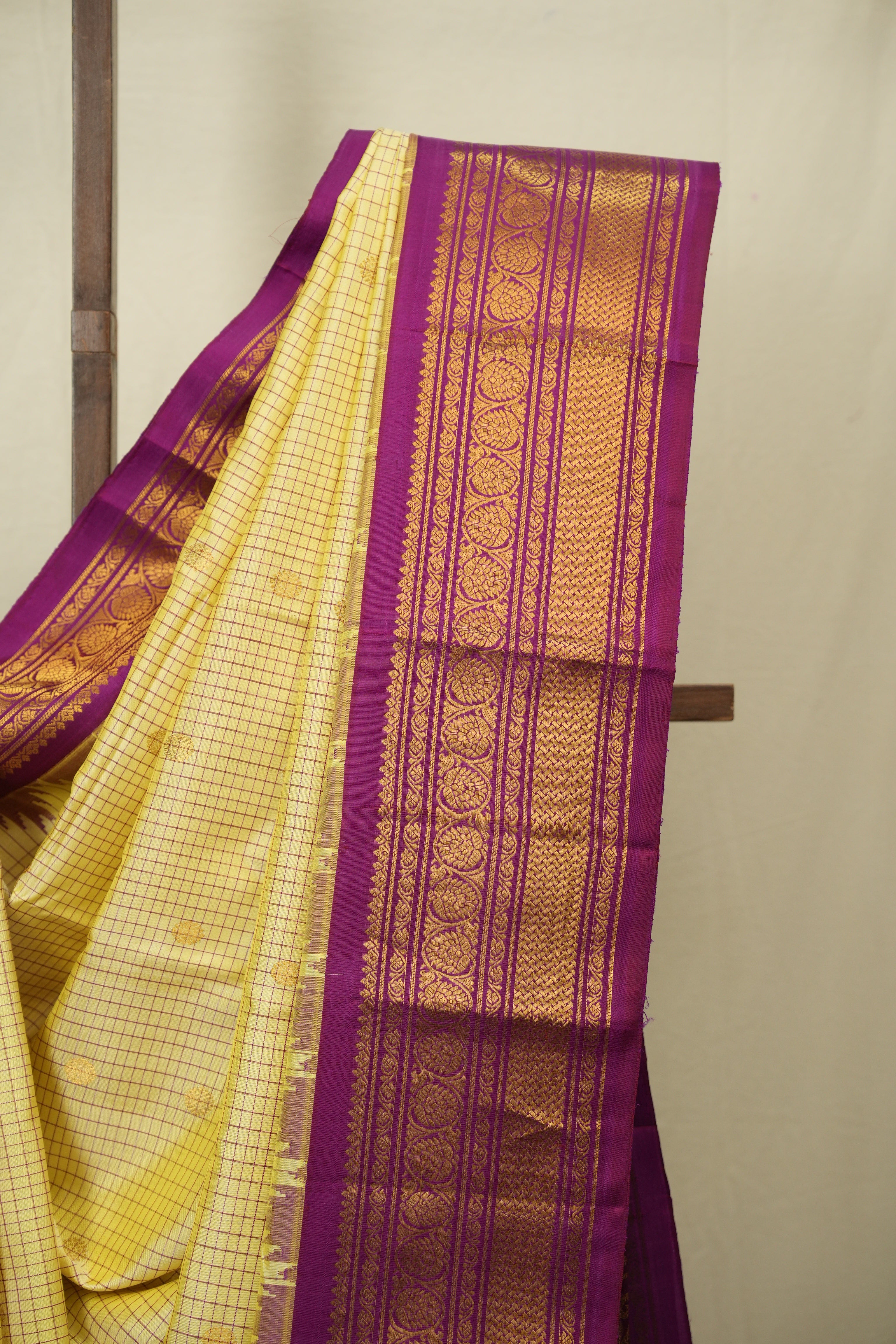 Yellow Gadwal Silk Saree - SRYGSS662