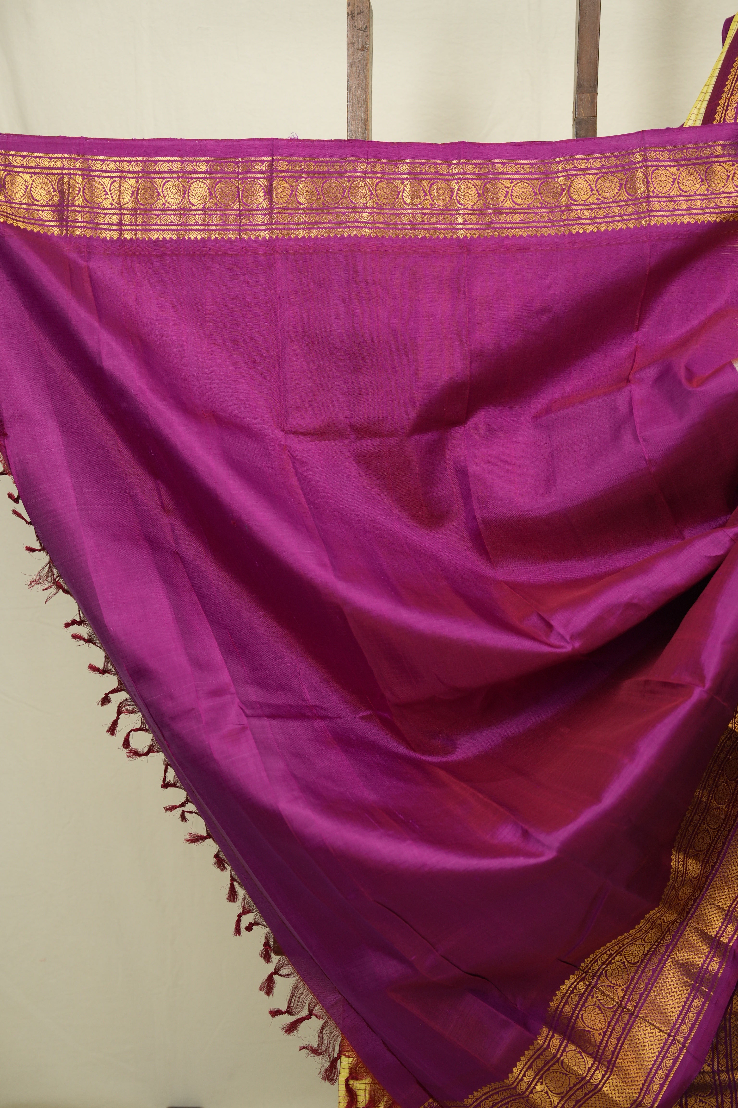 Yellow Gadwal Silk Saree - SRYGSS662