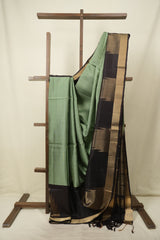 Green Soft Silk Saree - SRGSSS497
