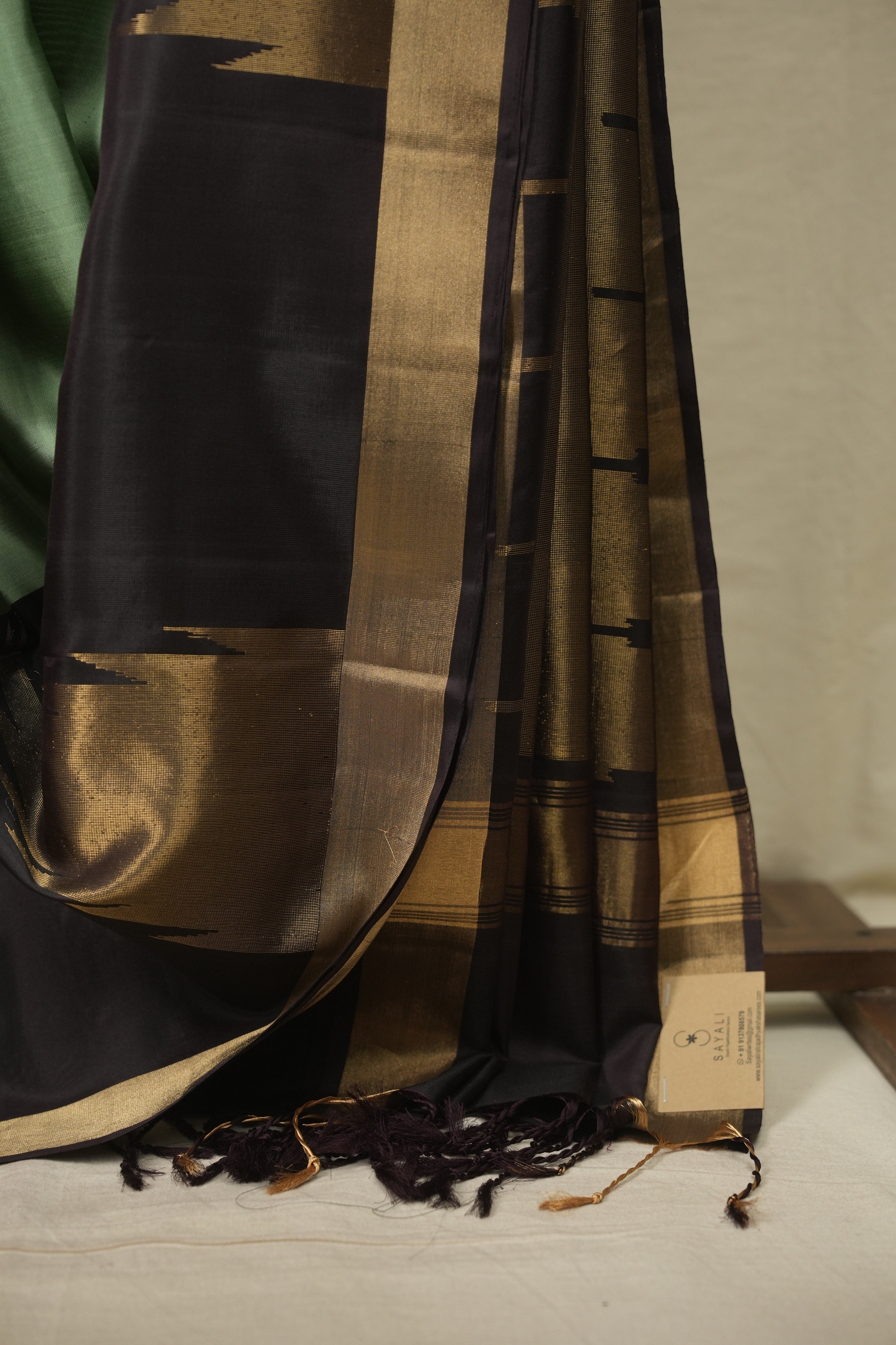 Green Soft Silk Saree - SRGSSS497