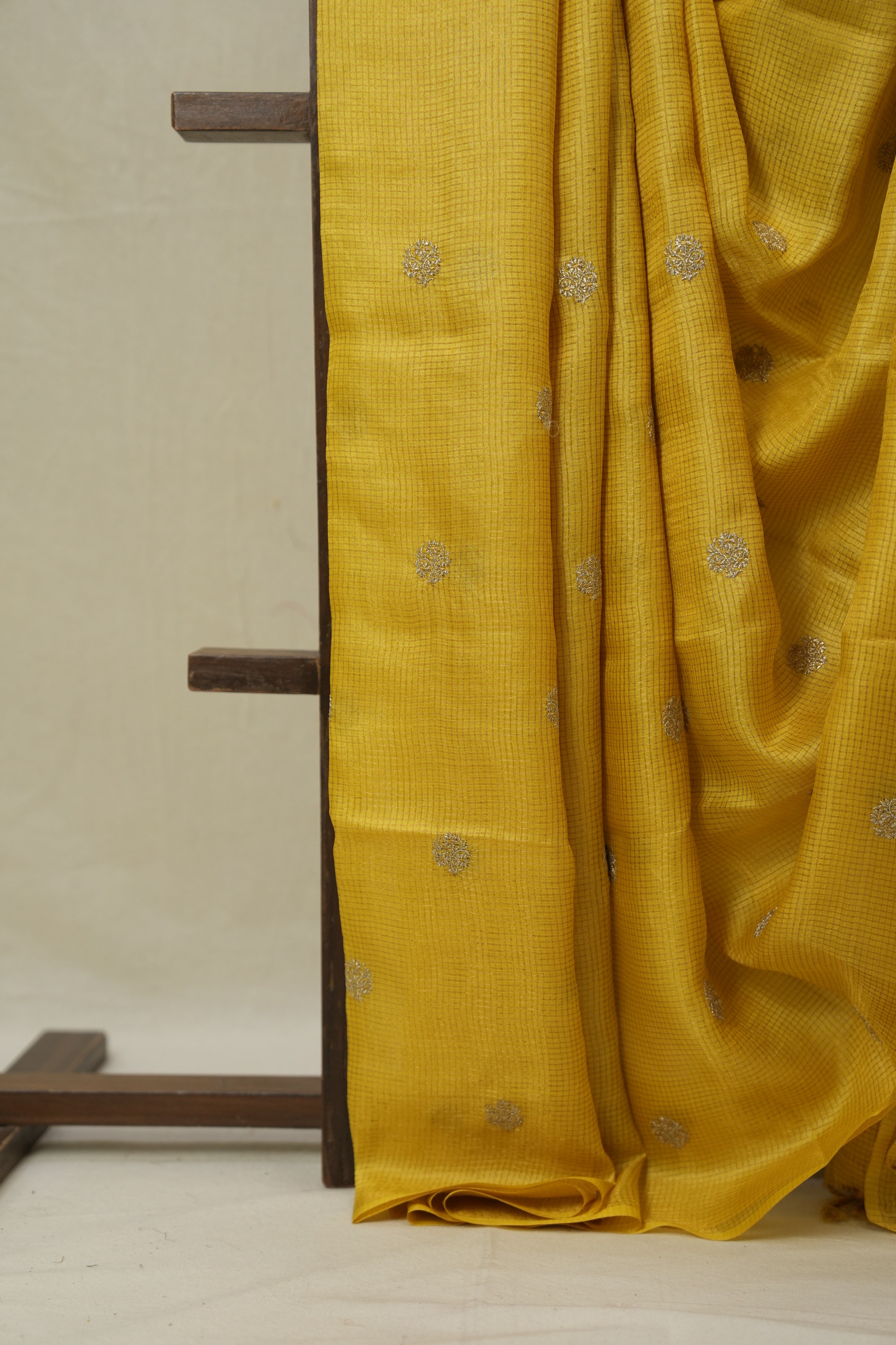 Yellow Machine Embroidered Tussar Silk Saree - SRYMETSS1527
