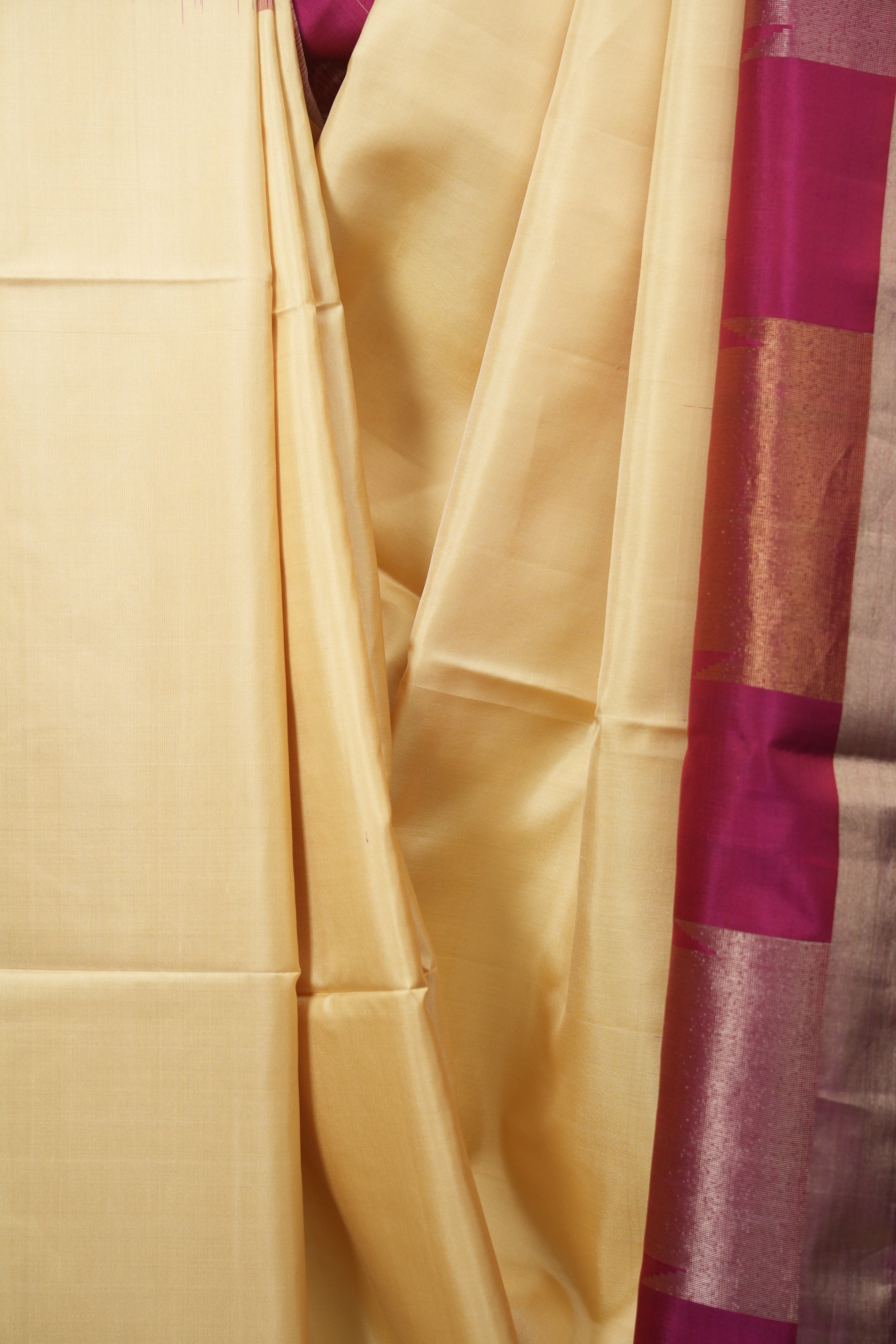 Cream Soft Silk Saree - SRCSSS501