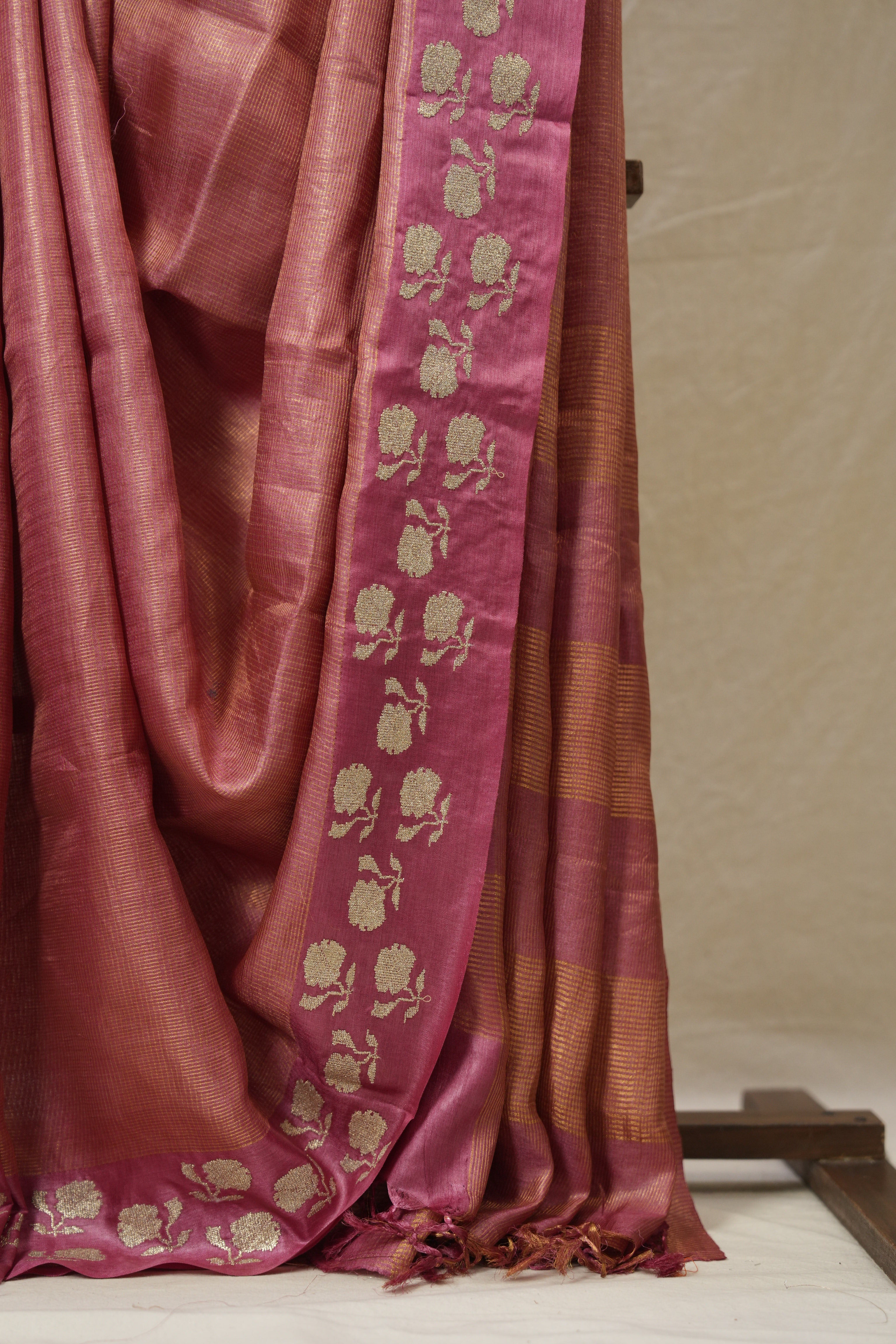 Dusty Pink Machine Embroidered Tussar Silk Saree - SRDPMETSS1524
