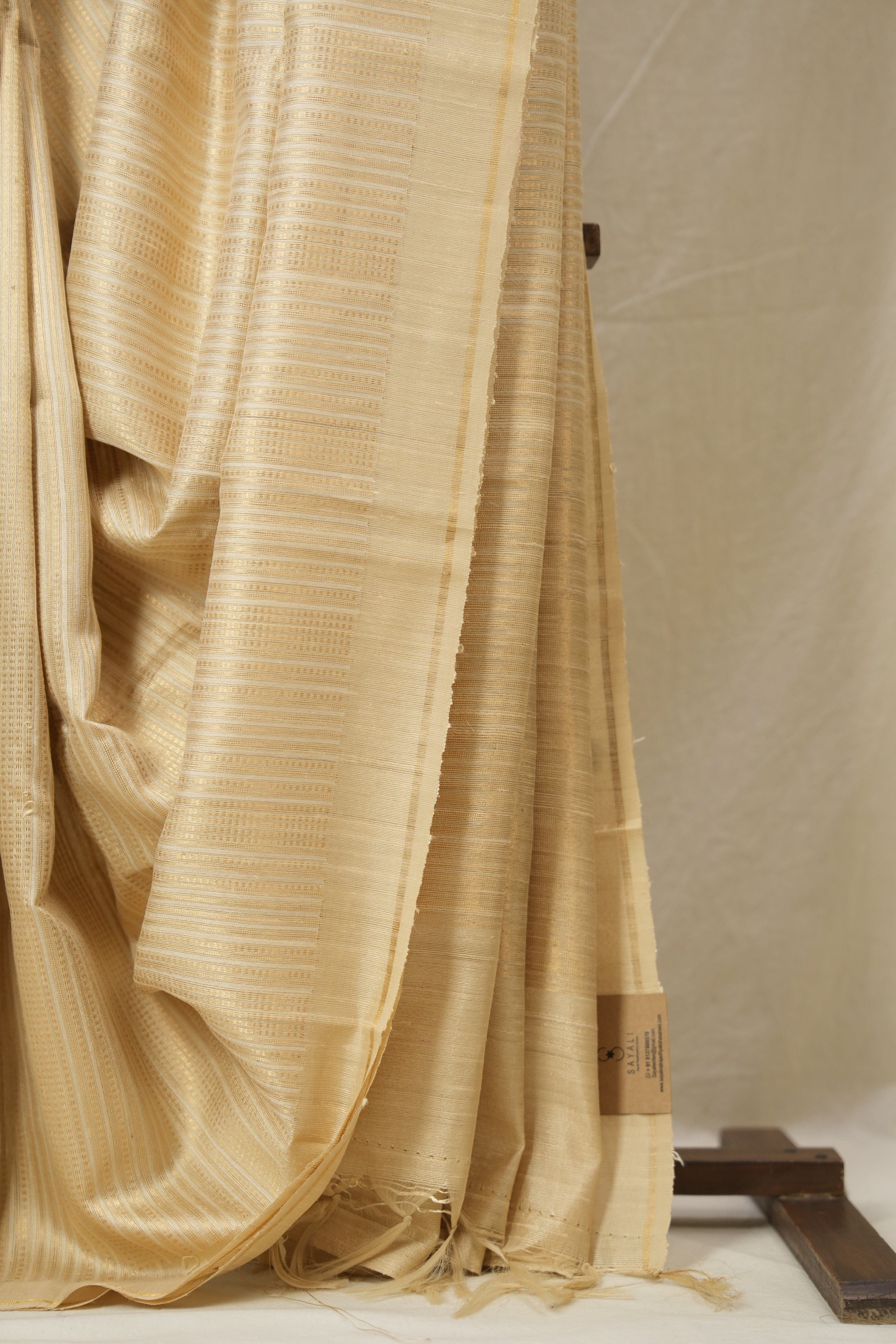 Cream Raw Silk Saree - SRCRSS966