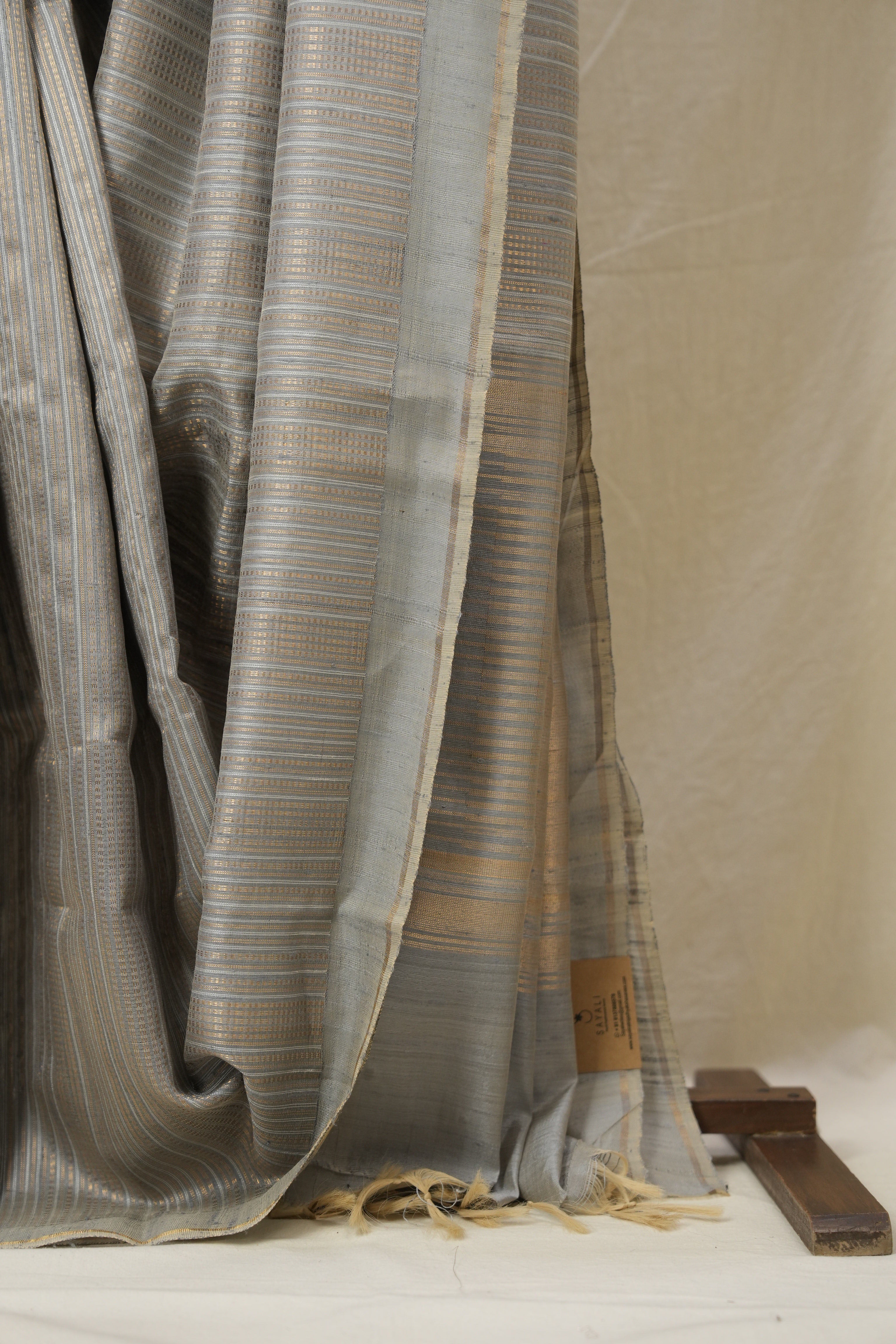 Ash Grey Raw Silk Saree - SRAGRSS967
