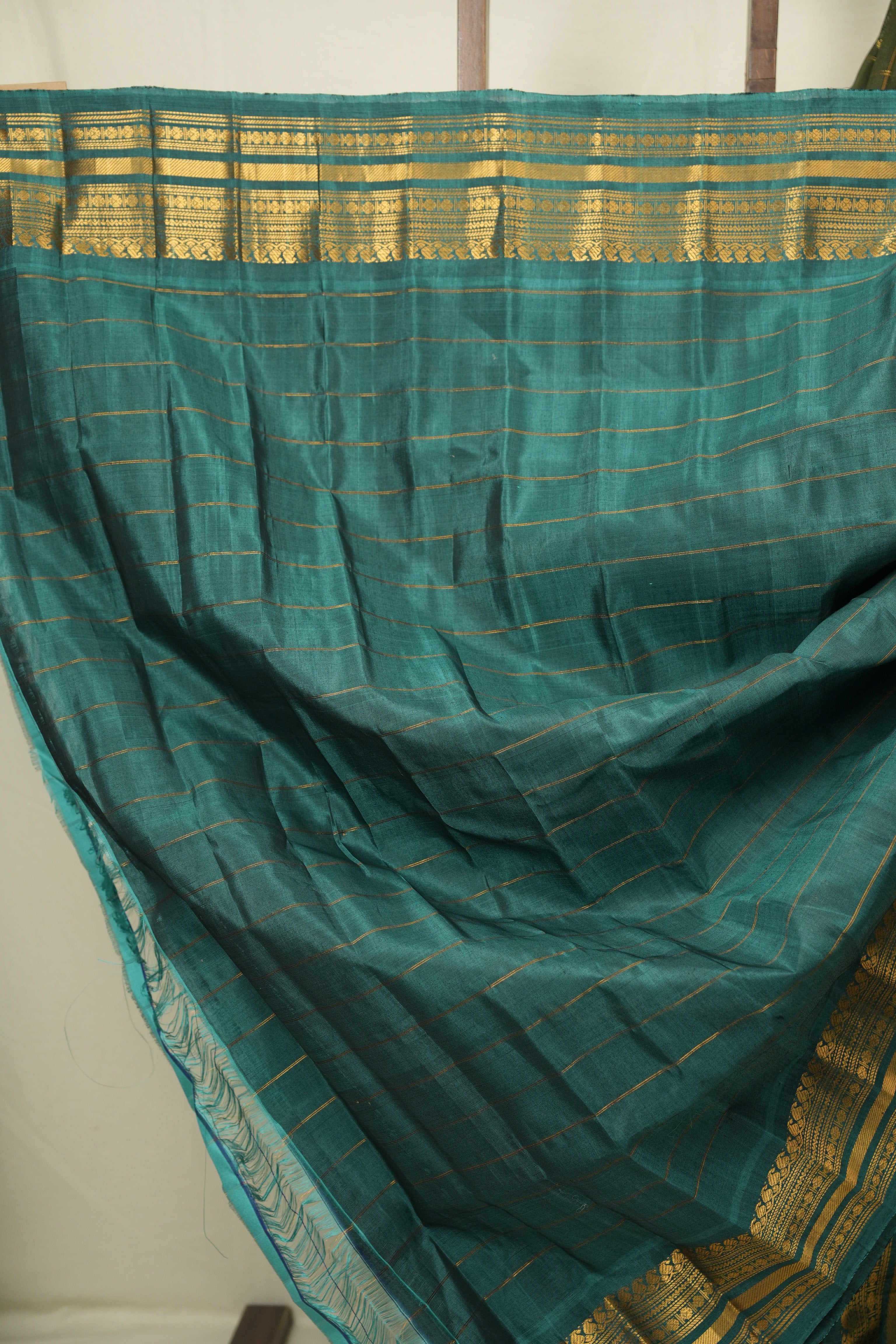 Moss Green Gadwal Cotton Silk Saree - SRMGGCSS202