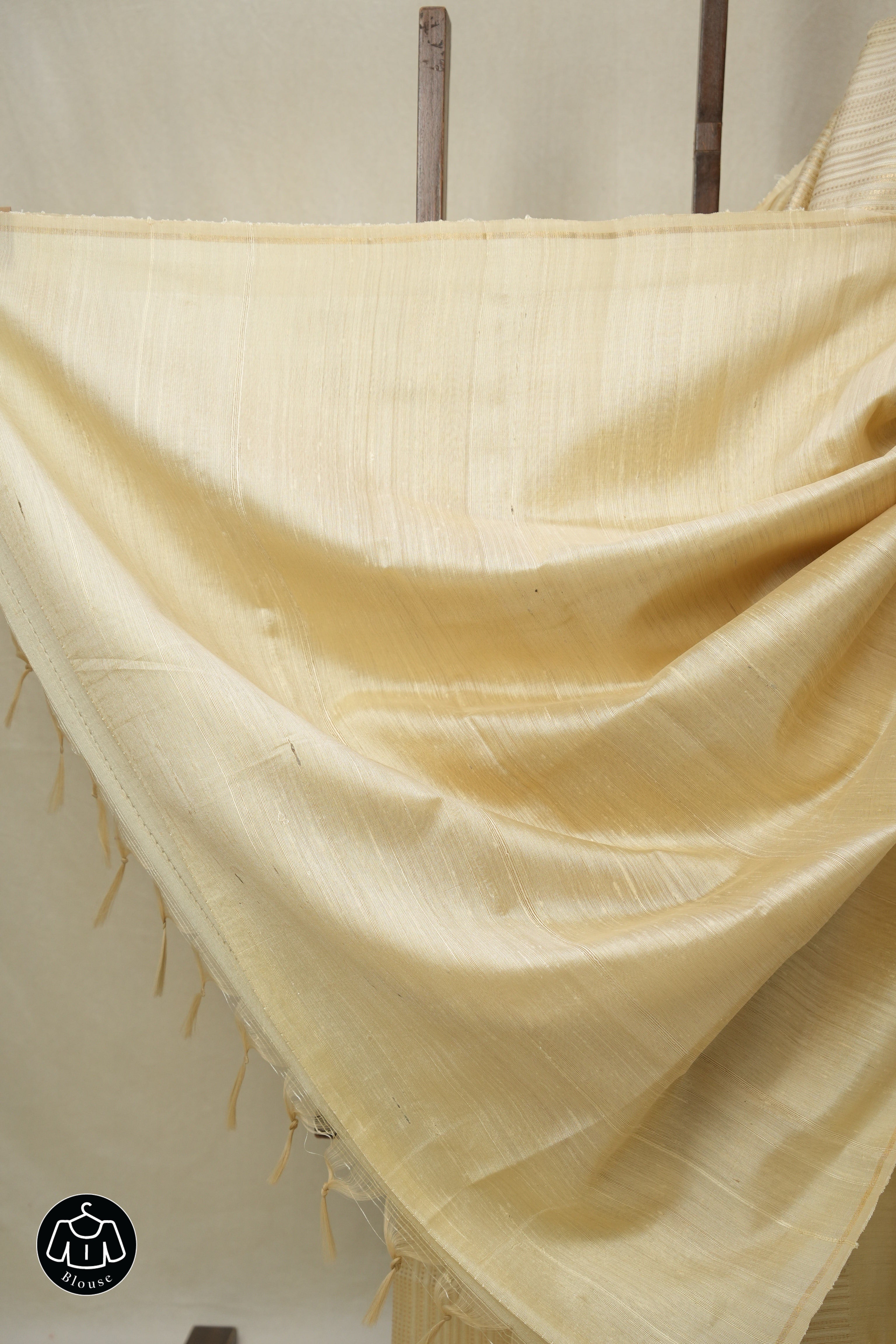 Cream Raw Silk Saree - SRCRSS968