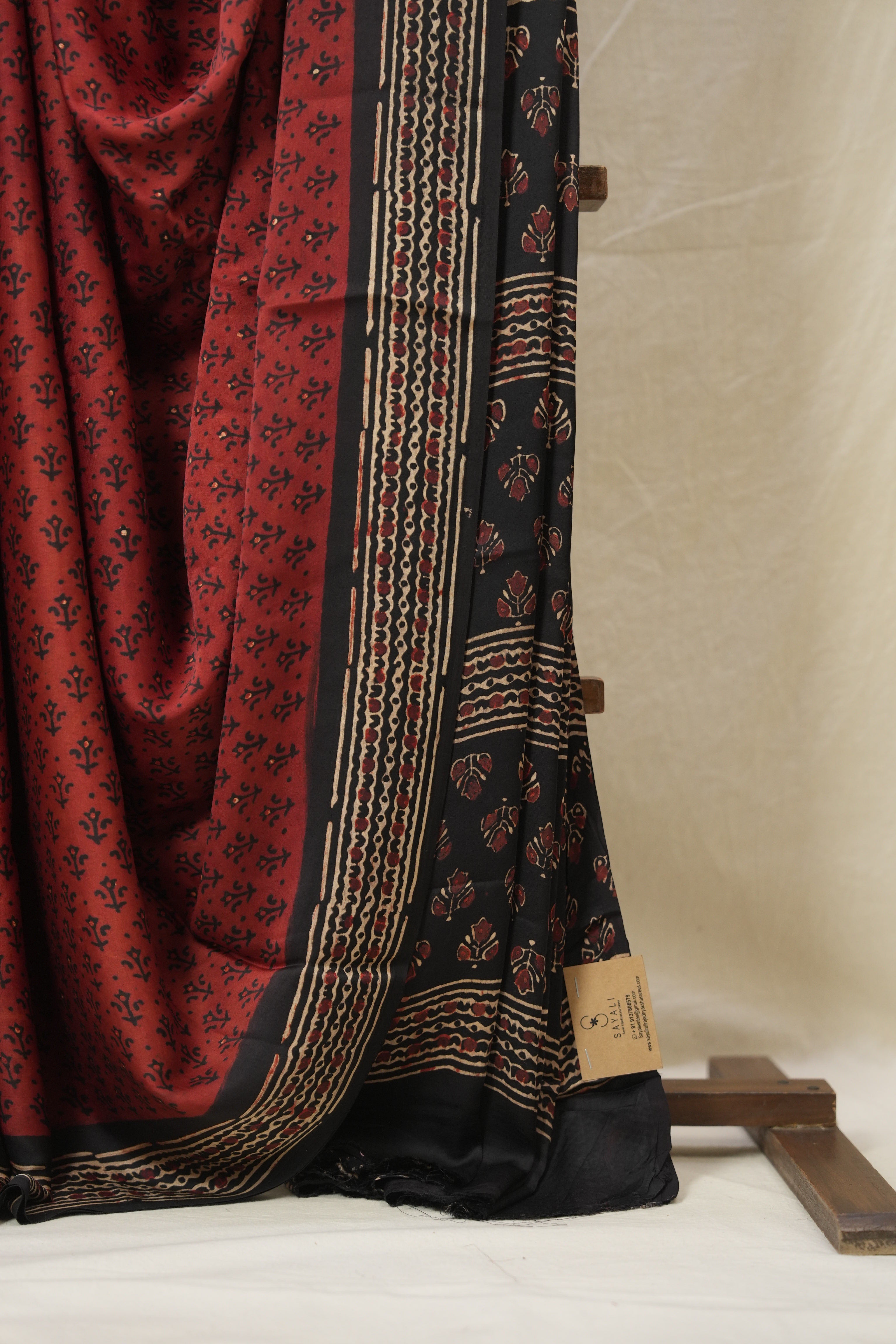 Rust Red Floral Print HBP Modal Silk Saree - SRRMSS560