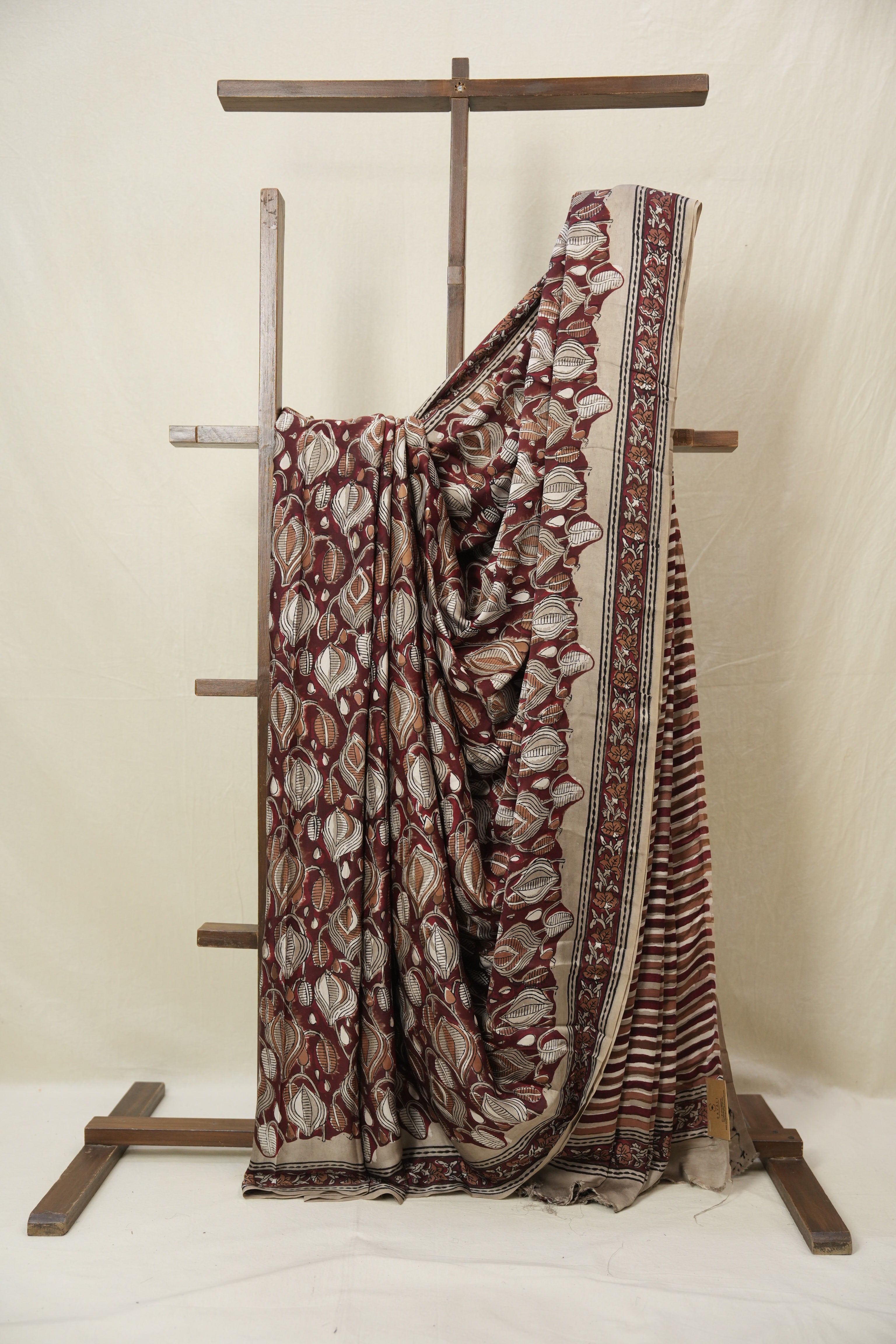 Maroon Leaf Print  HBP Modal  Silk Saree - SRMMSS558