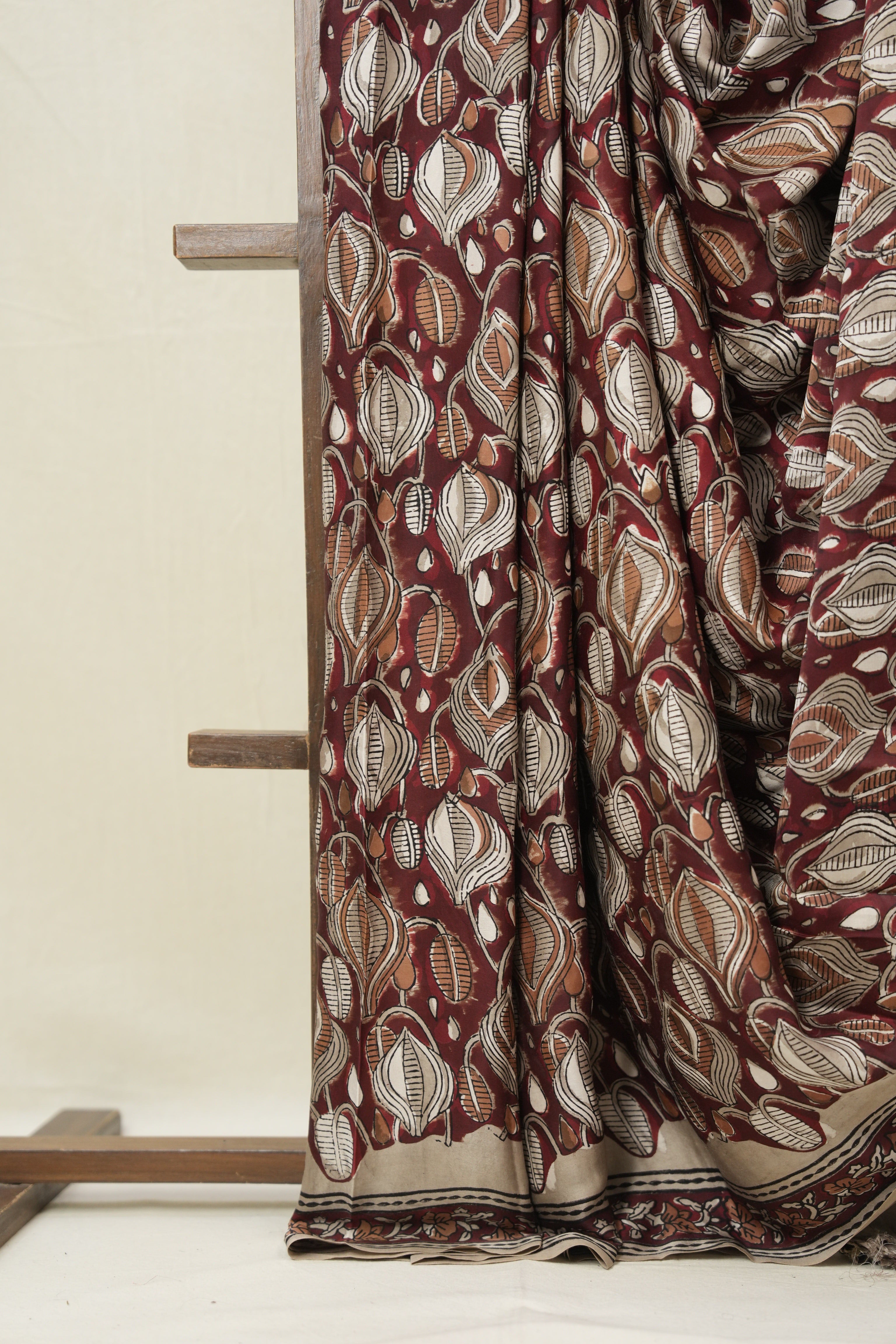 Maroon Leaf Print  HBP Modal  Silk Saree - SRMMSS558