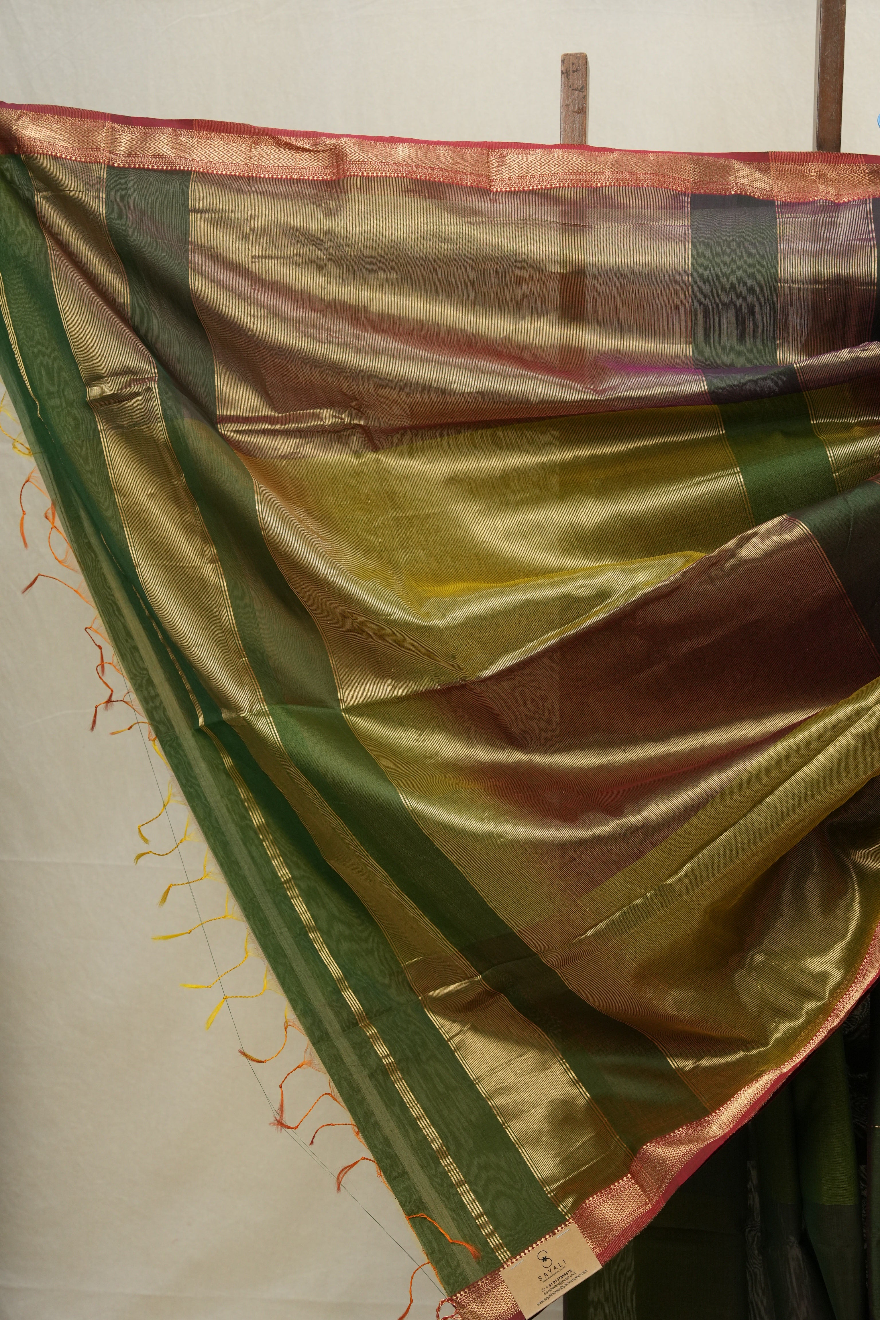 Dual Tone Green Maheshwari Saree - SRDTGMS640