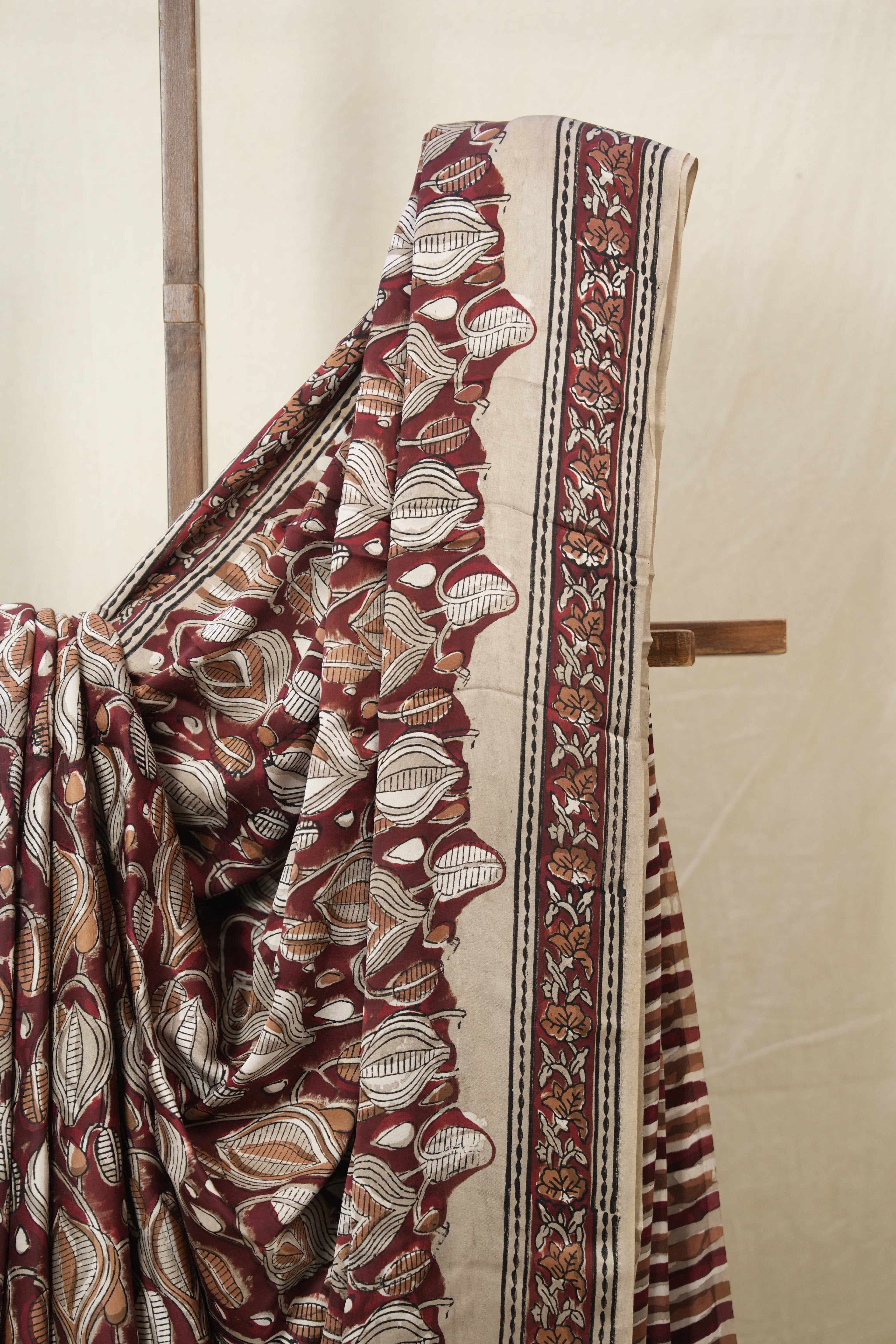 Maroon Leaf Print  HBP Modal  Silk Saree - SRMMSS558