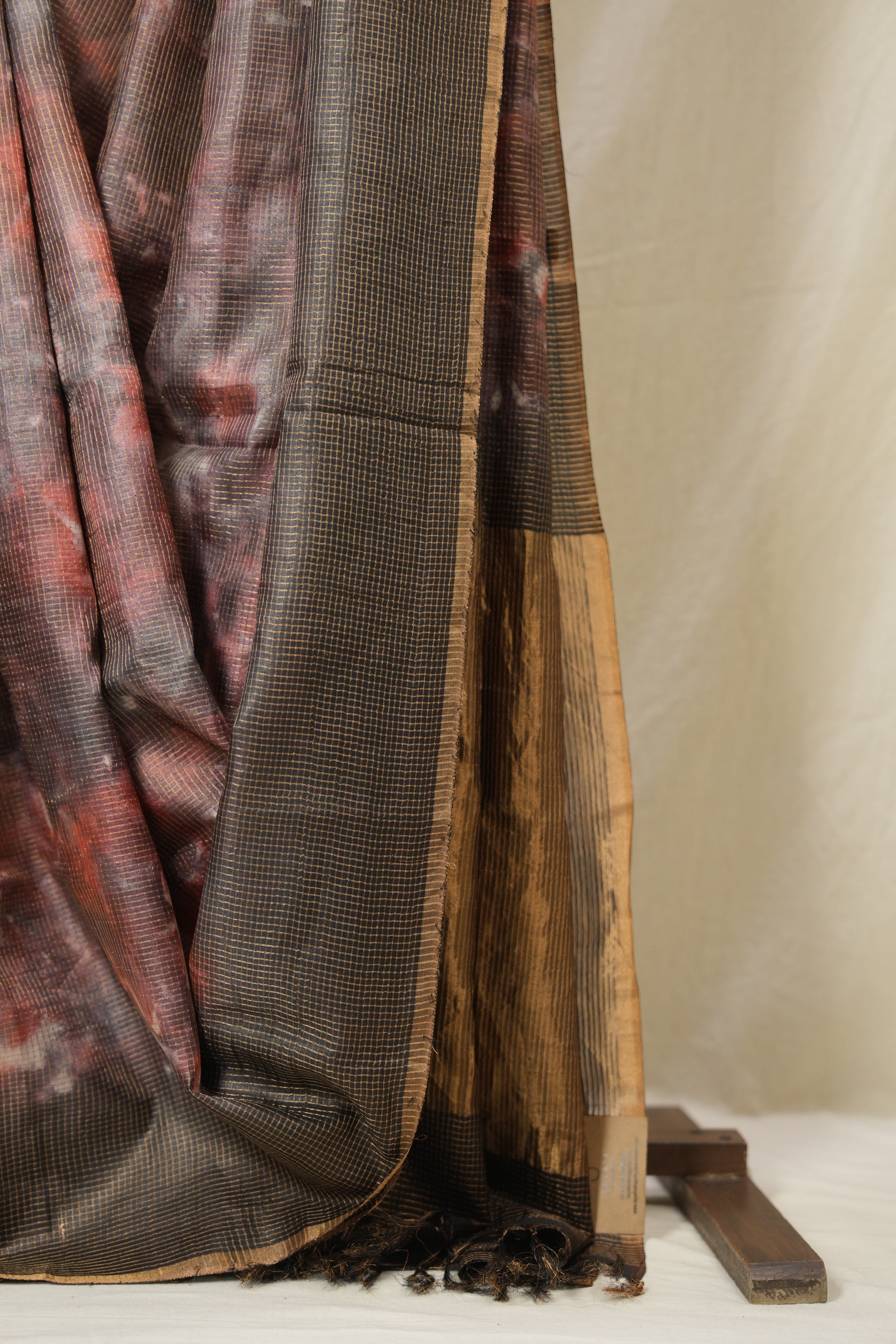 Multicolor Tussar Silk Saree - SRMTSS1755
