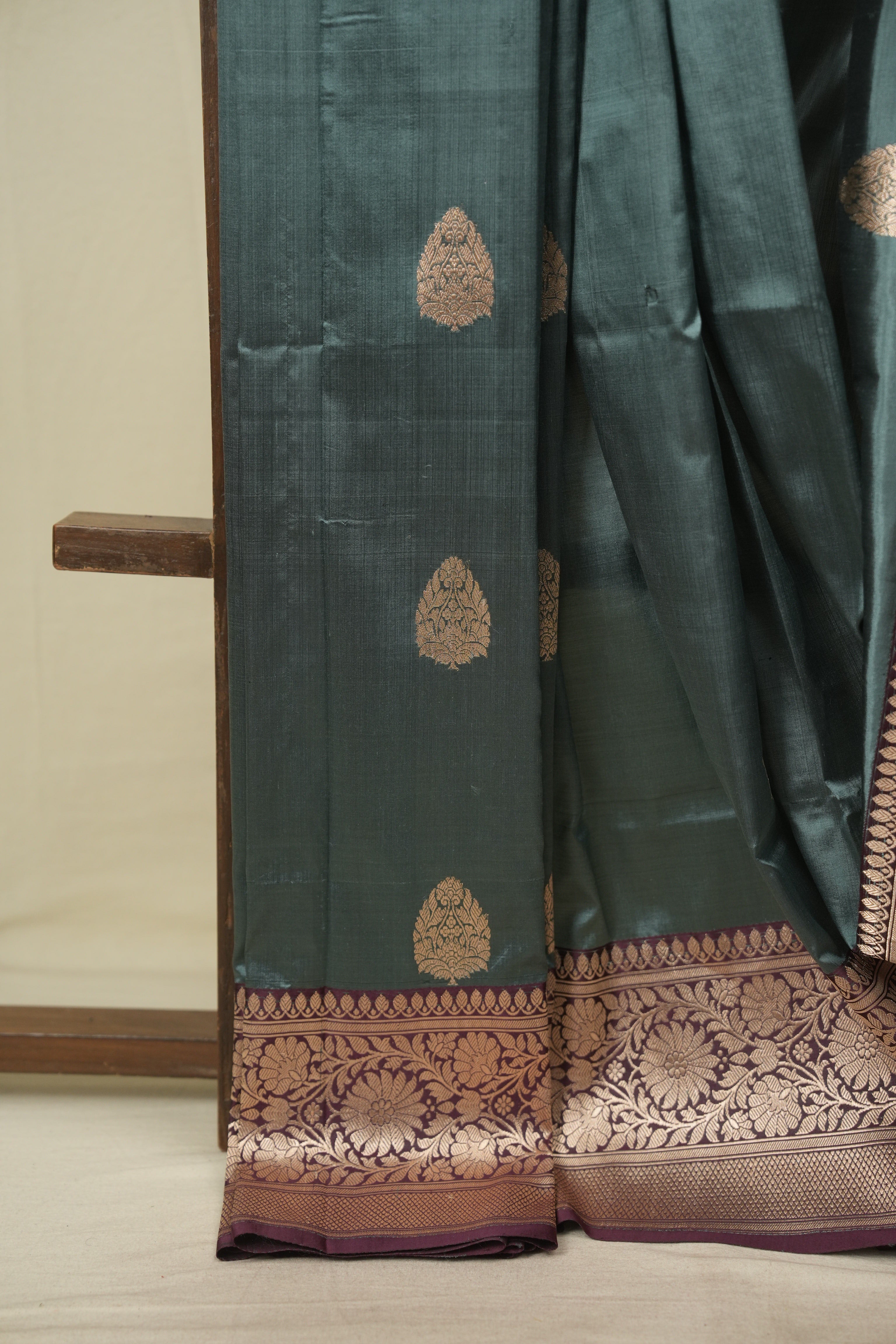 Teal Banarasi Silk Saree - SRTBSS982