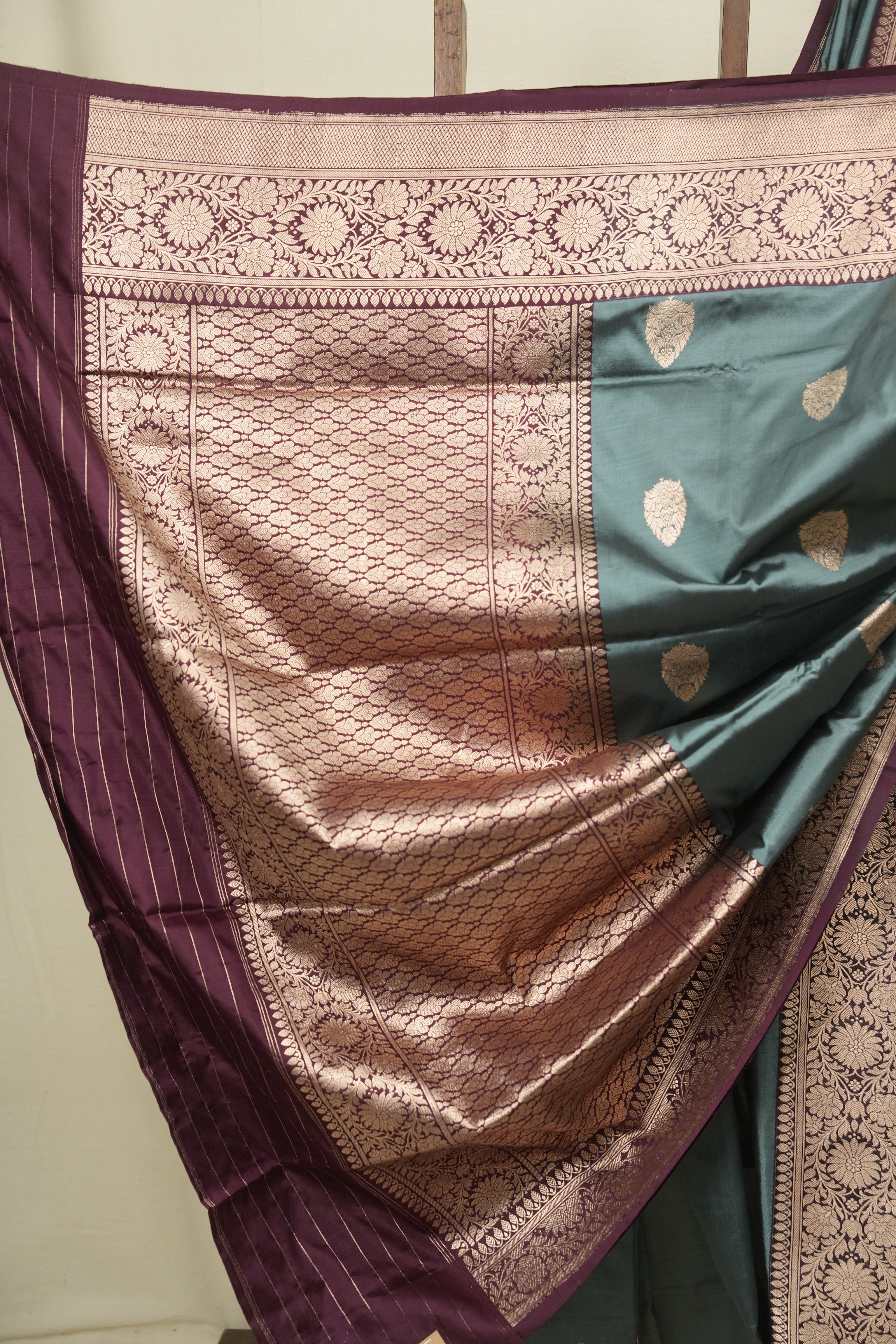 Teal Banarasi Silk Saree - SRTBSS982