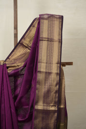 Magenta Maheshwari Saree - SRMMS943