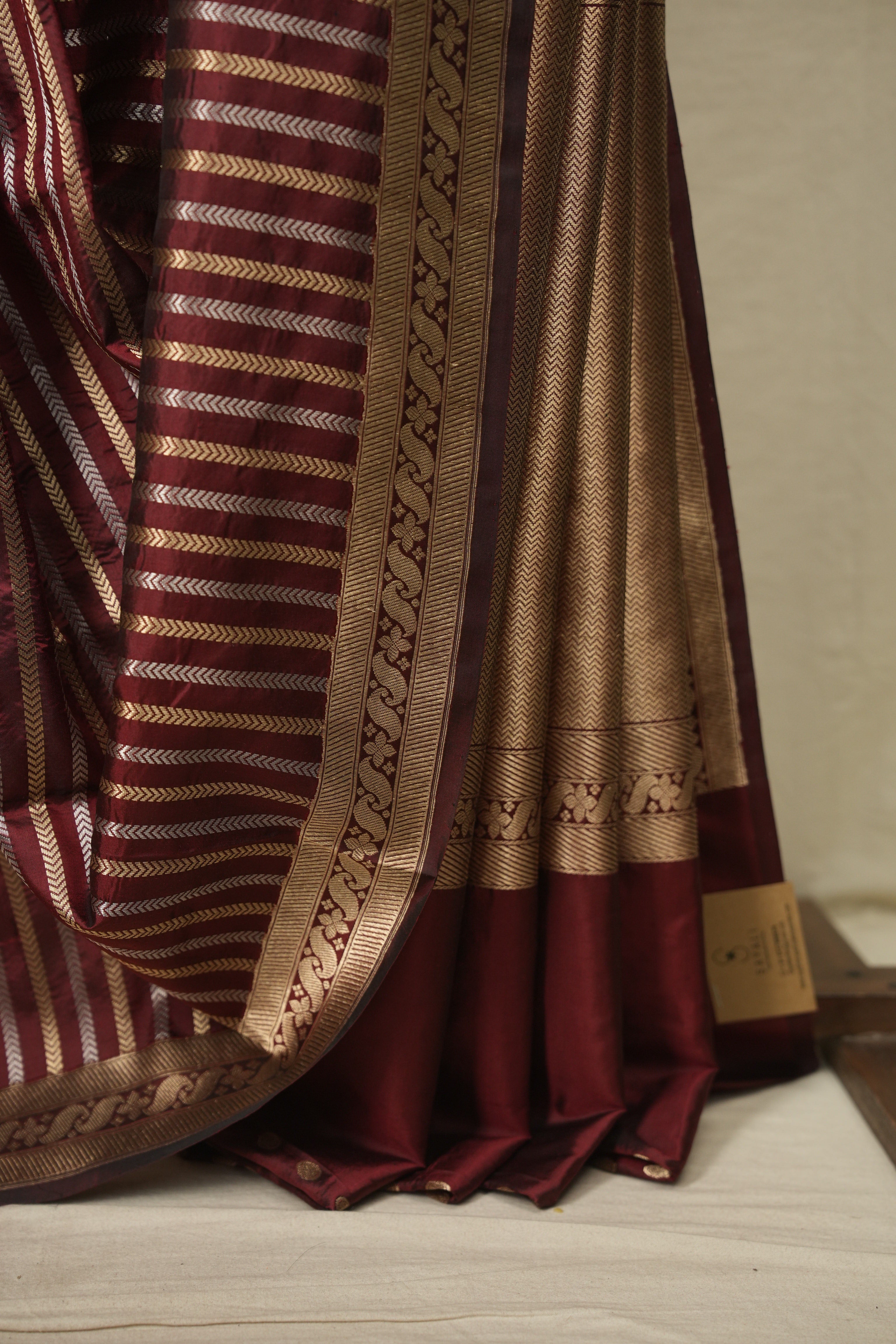 Maroon Banarasi Silk Saree - SRMBSS996