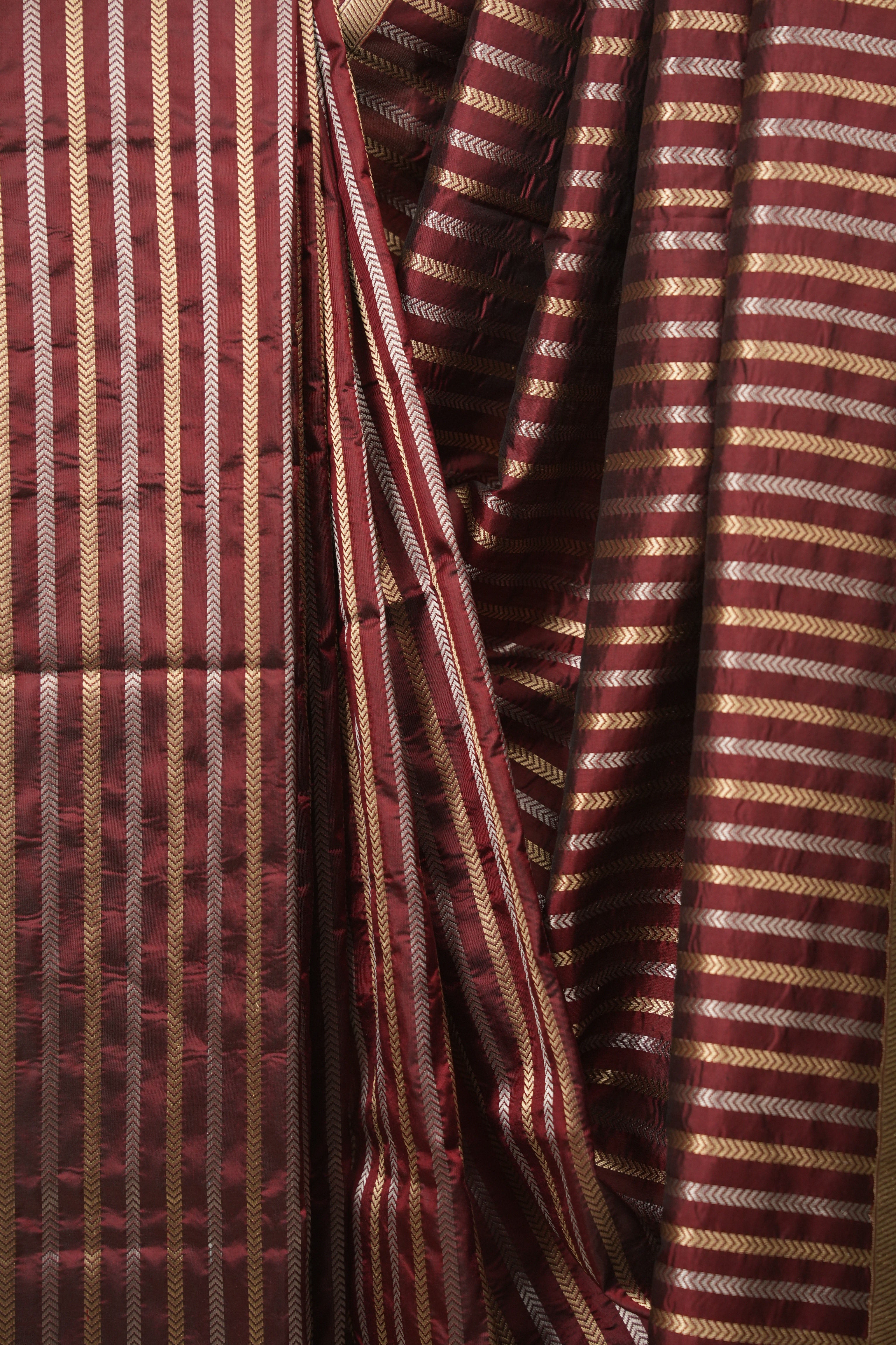Maroon Banarasi Silk Saree - SRMBSS996