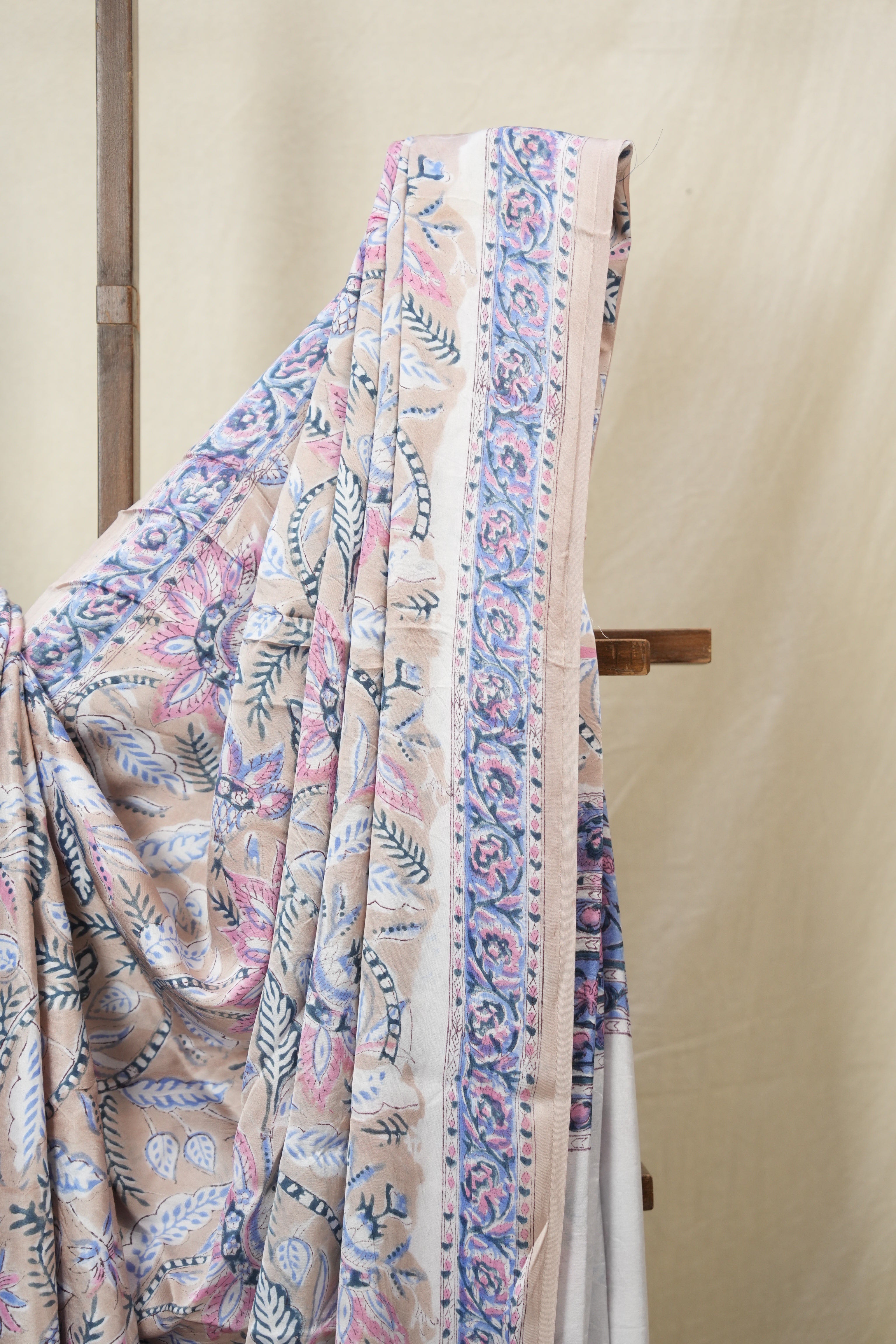 Beige HBP Modal Silk Saree - SRBMSS570