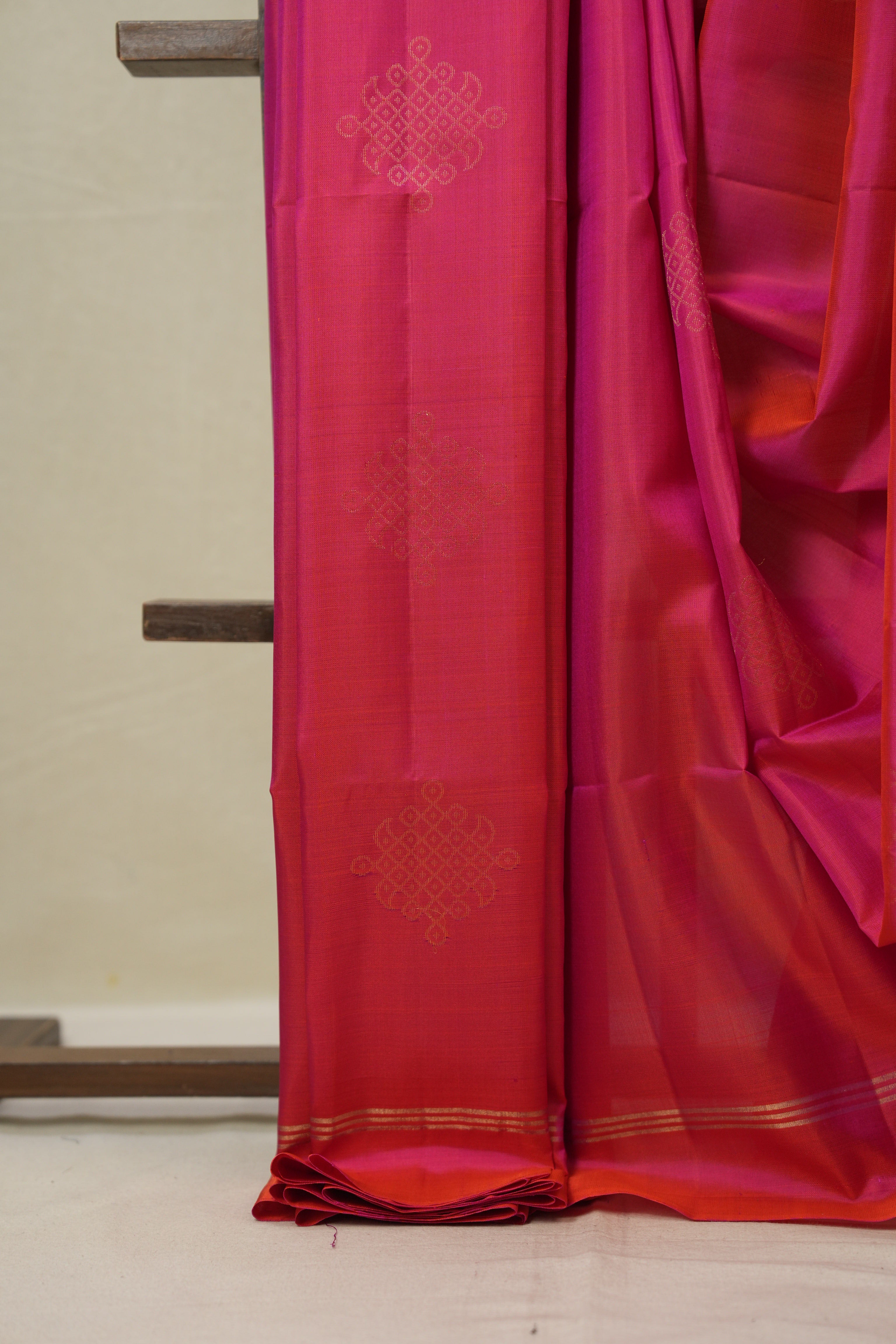 Two Tone Pink Soft Silk Saree - SRTTPSSS425