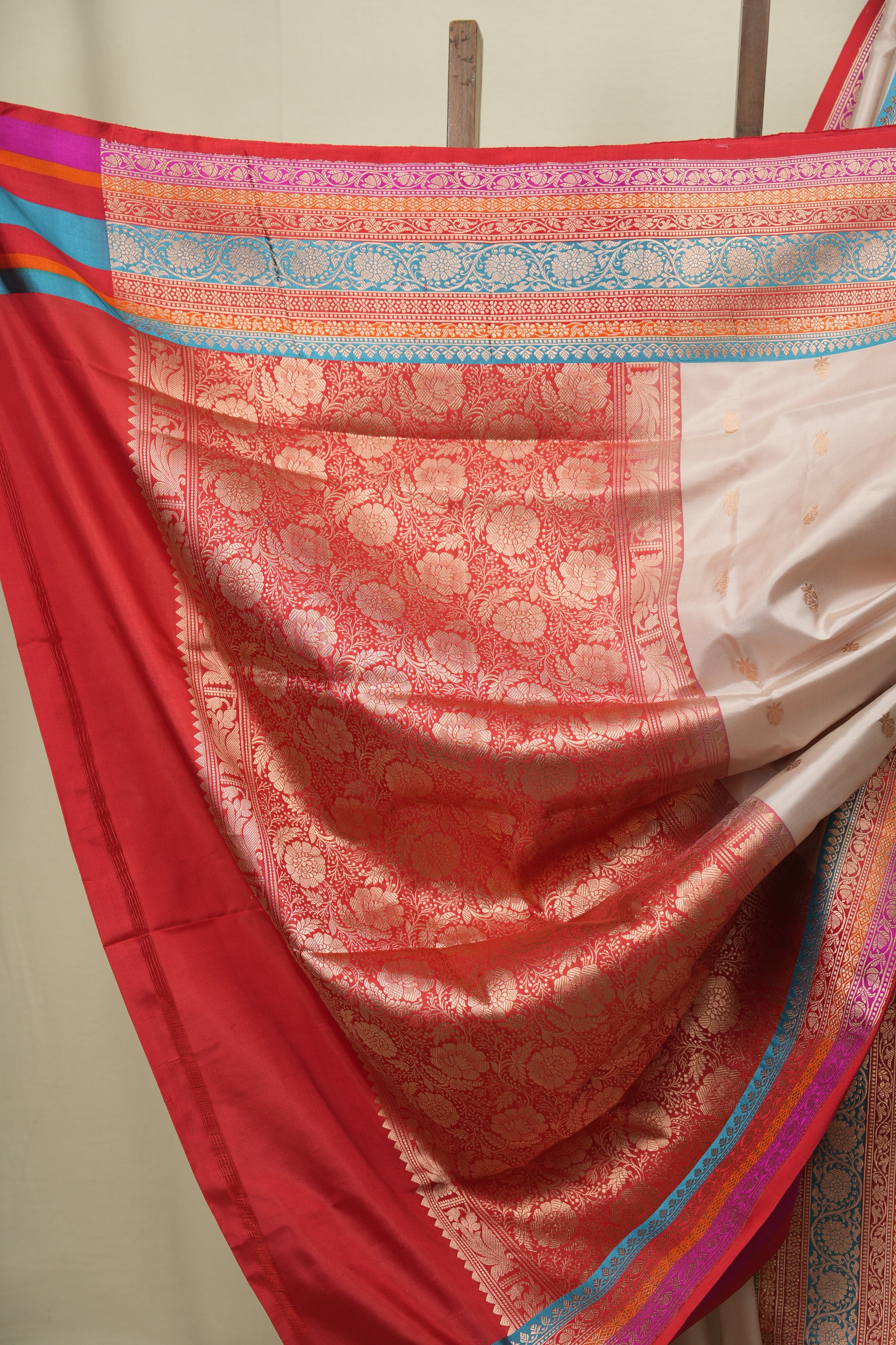 Cream Banarasi Silk Saree - SRCBSS993