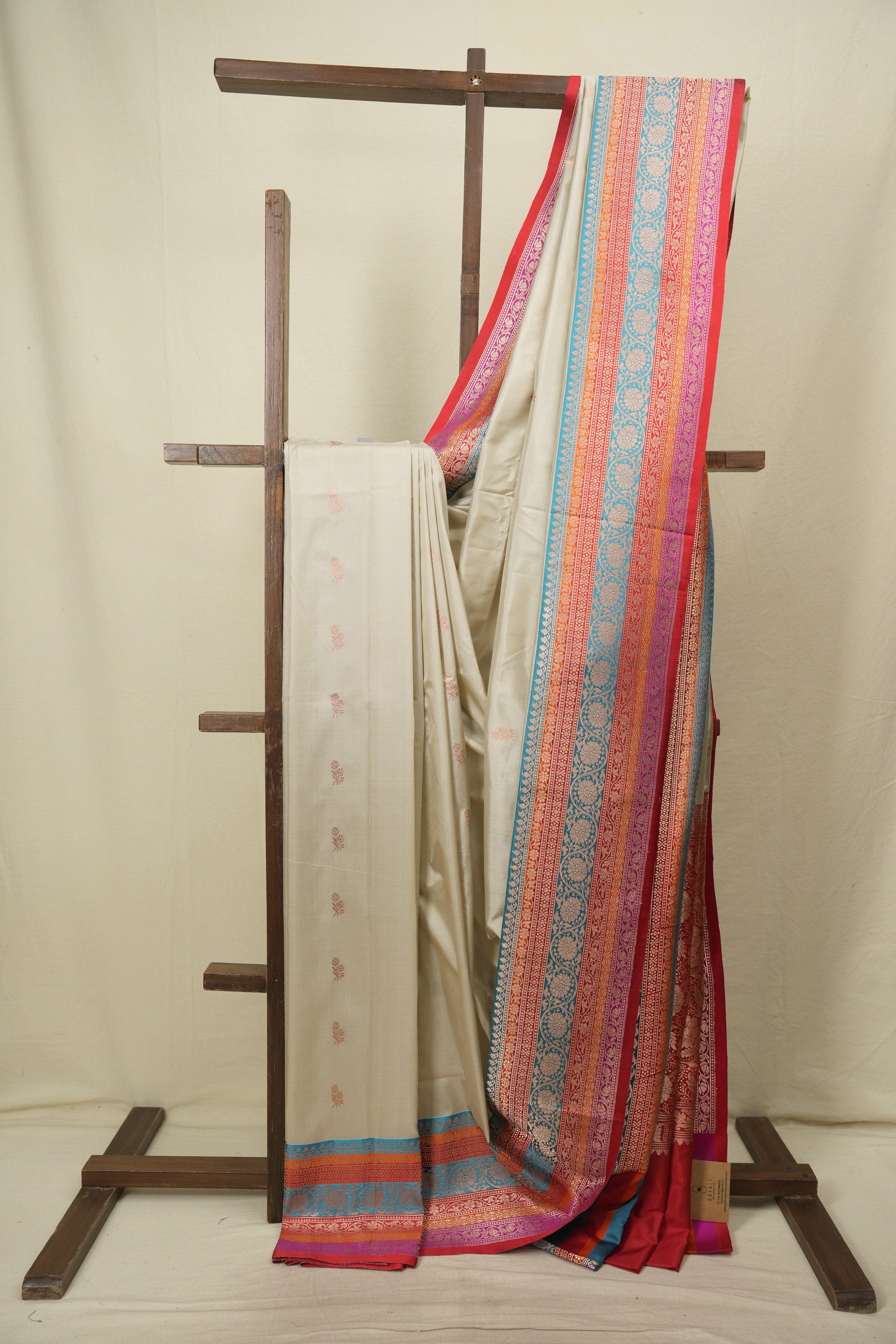 Beige Banarasi Silk Saree - SRBBSS994