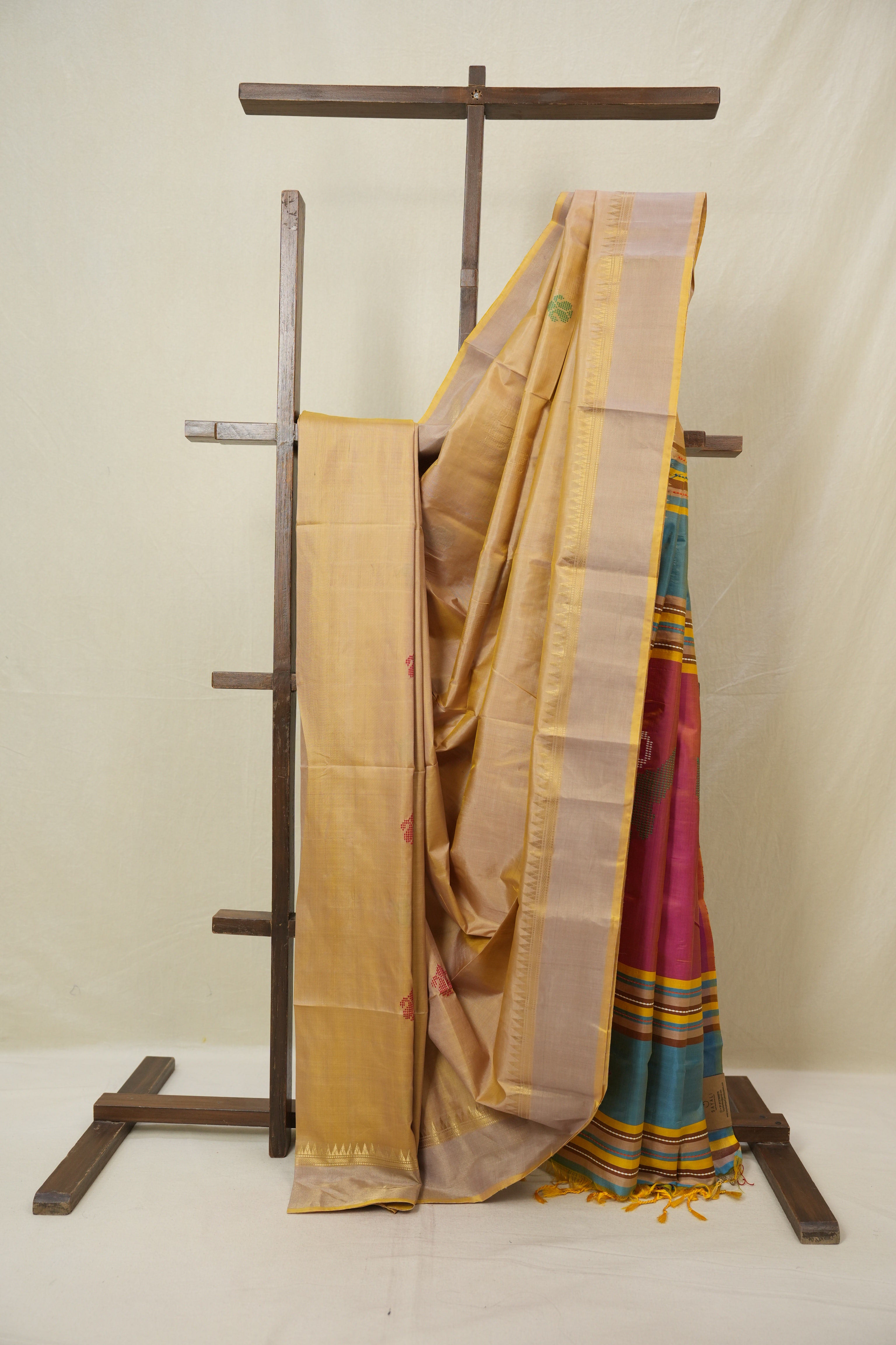 Sand Gold Mulberry Silk Saree - SRSGMSS07