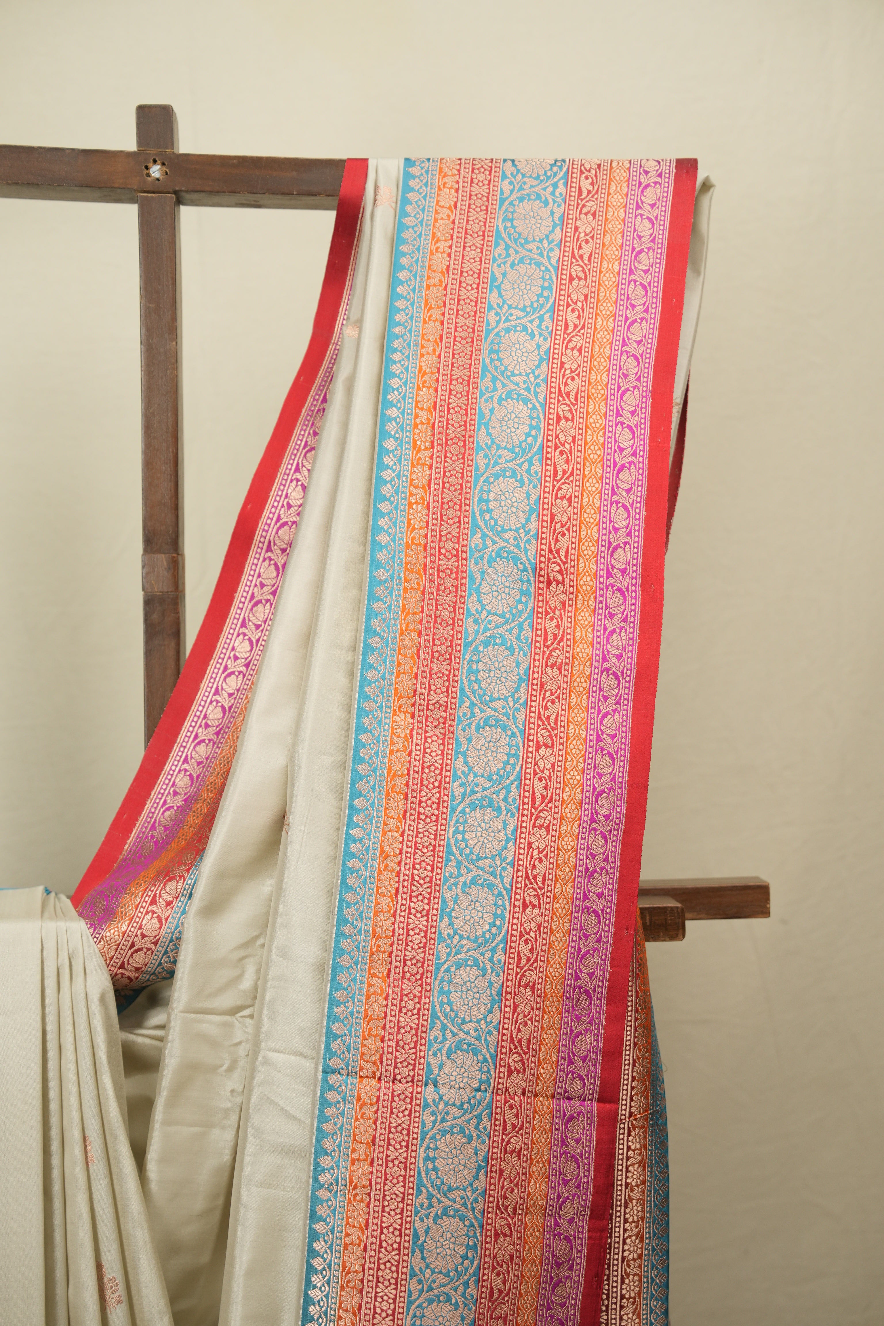 Beige Banarasi Silk Saree - SRBBSS994